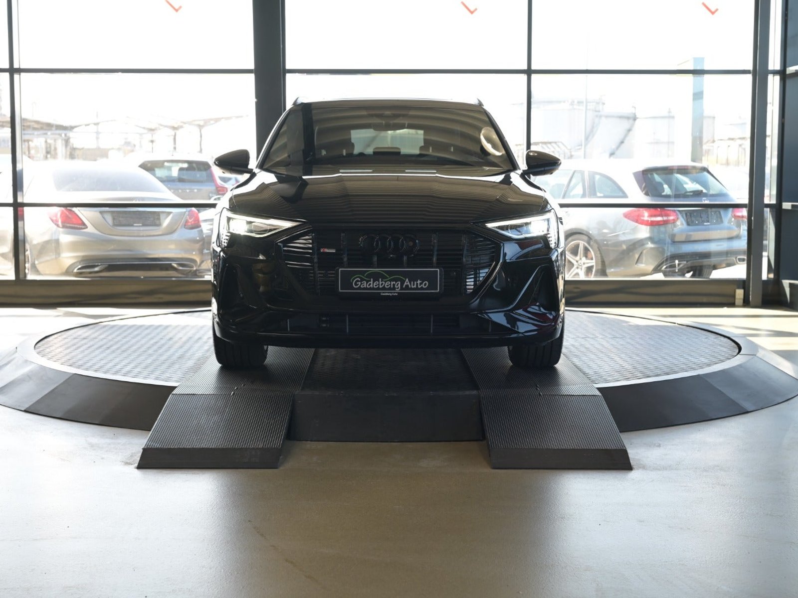 Audi e-tron 55 quattro, 408ps, 2023