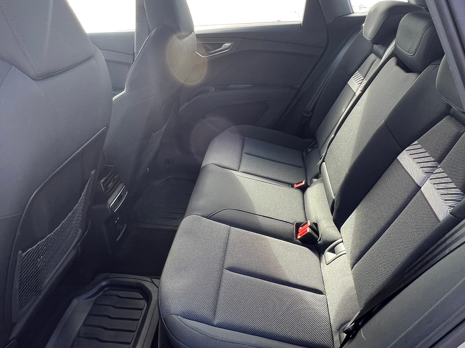 Audi Q4 45 e-tron, 286ps, 2025
