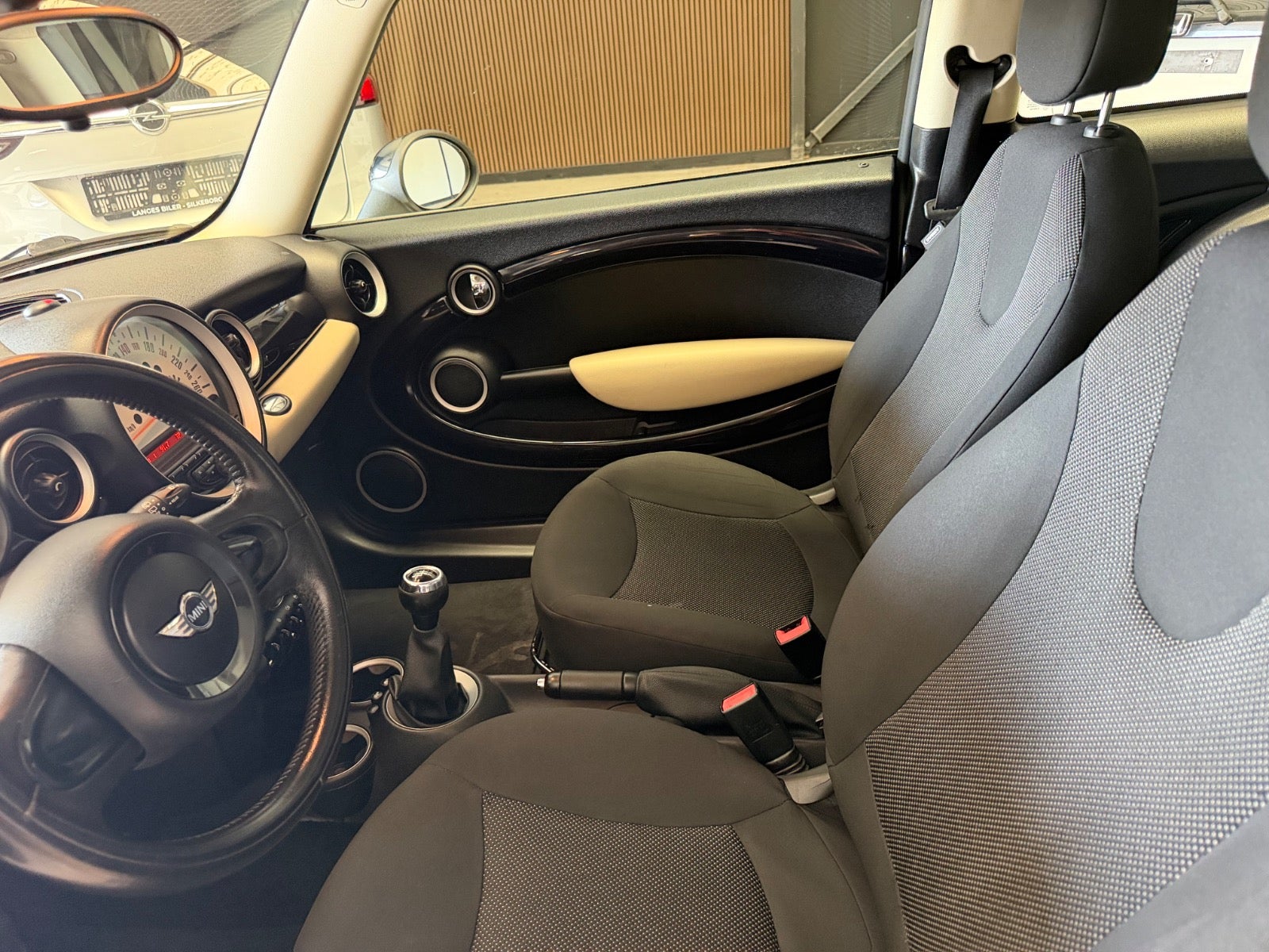MINI Cooper D Manuell, 6-trinn, 112hk, 2012