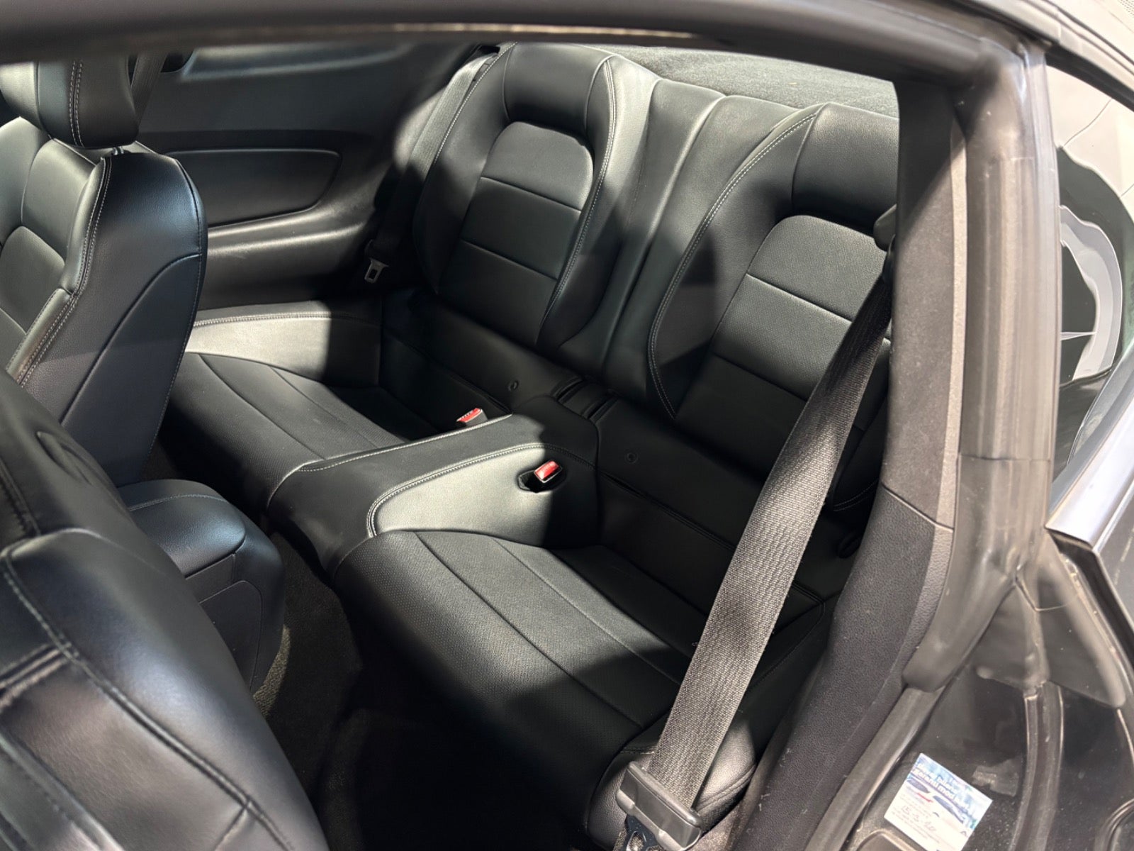 Ford Mustang Manuell, 6-trinn, 317hk, 2016