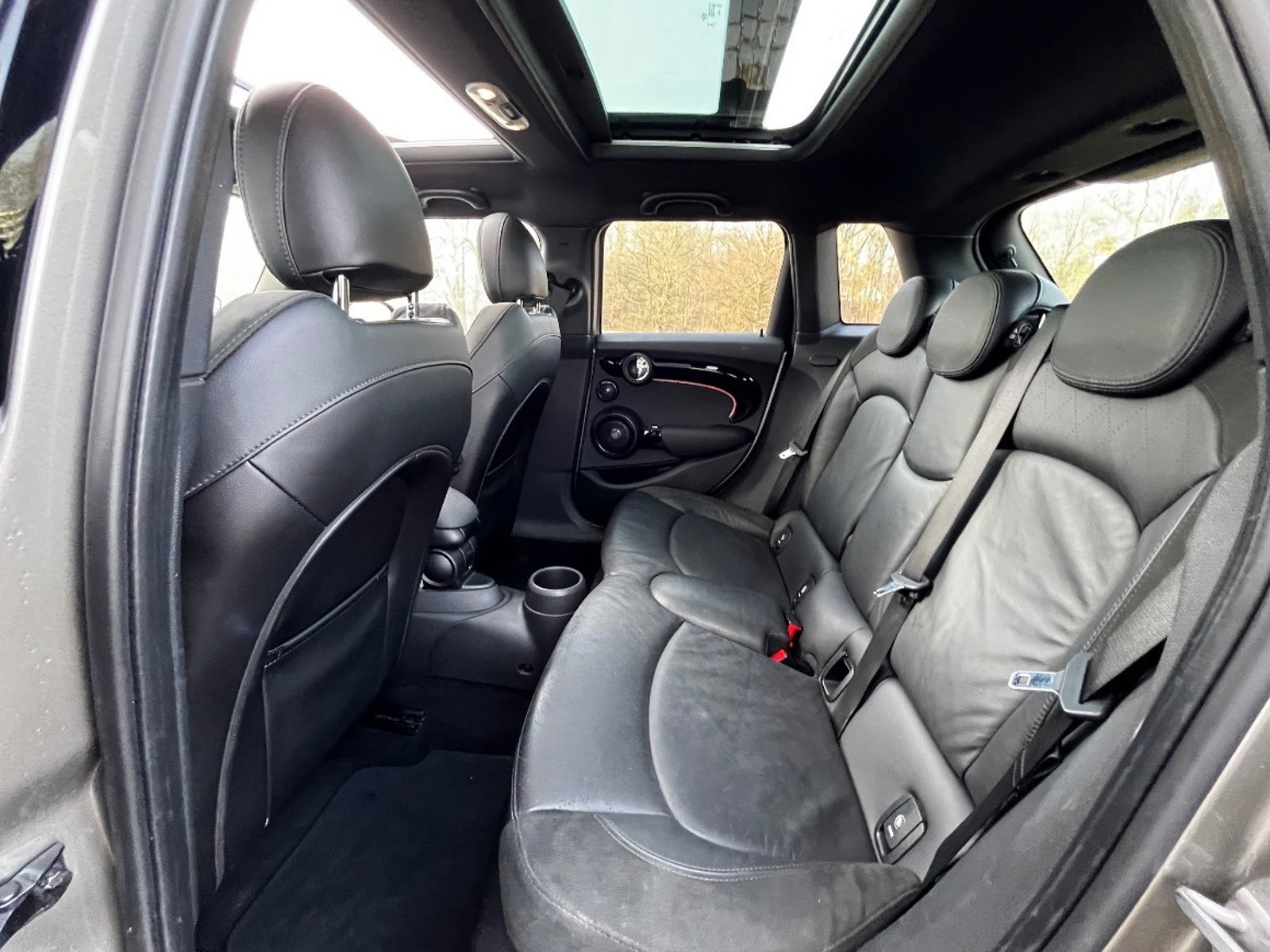 MINI Cooper S 5-door Automatic, 6-trins, 192ps, 2016