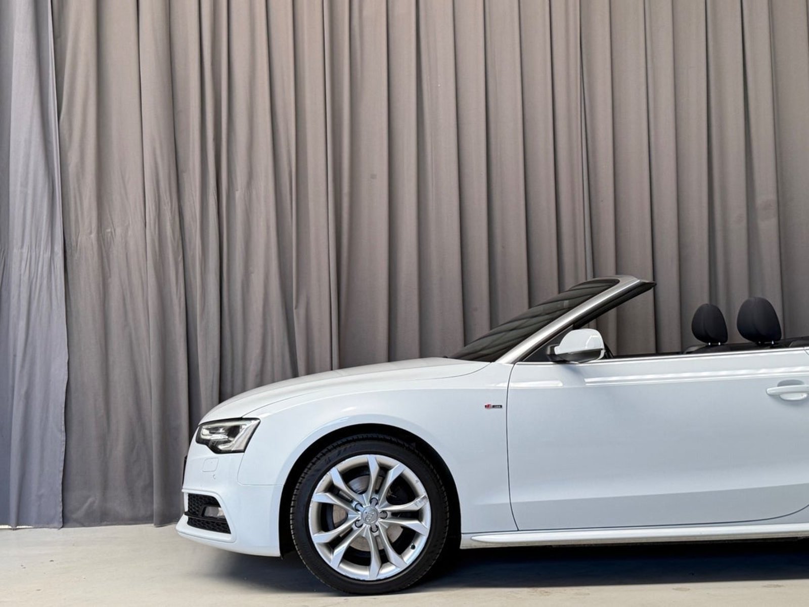 Audi A5 Cabriolet 1.8 TFSI  Manual, 6-trins, 170ps, 2014