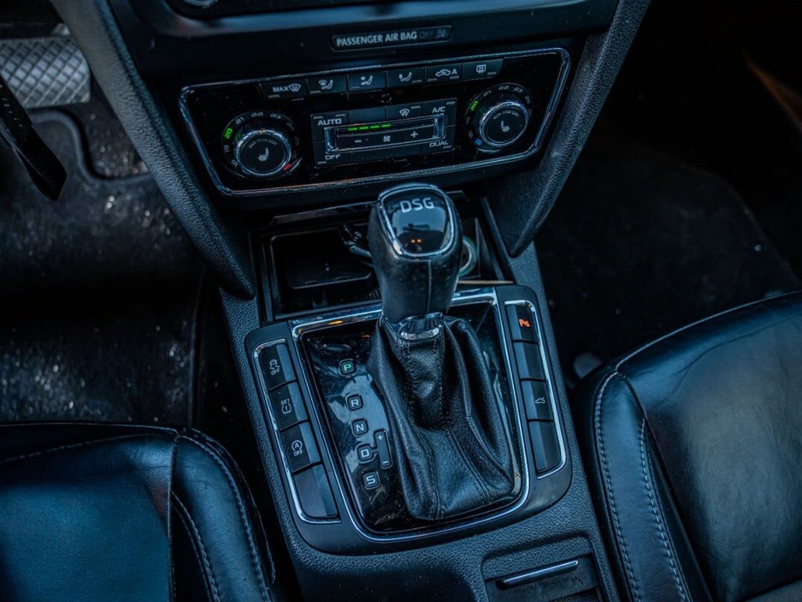 Škoda Superb Kombi 1.6 TDI DSG Sekventiell, 105hk, 2014