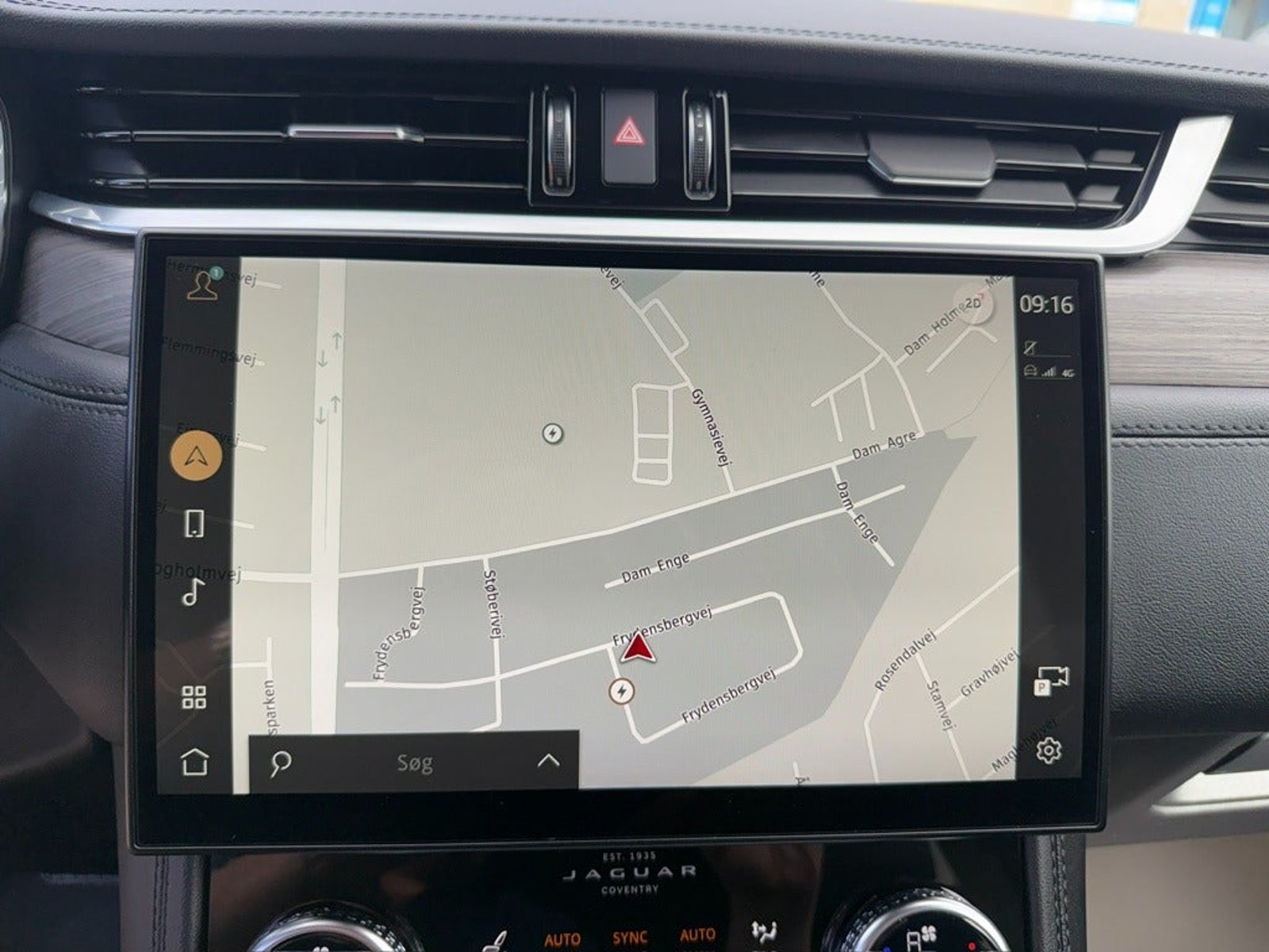 Jaguar F-Pace P400e PHEV Automatic, 404hp, 2022