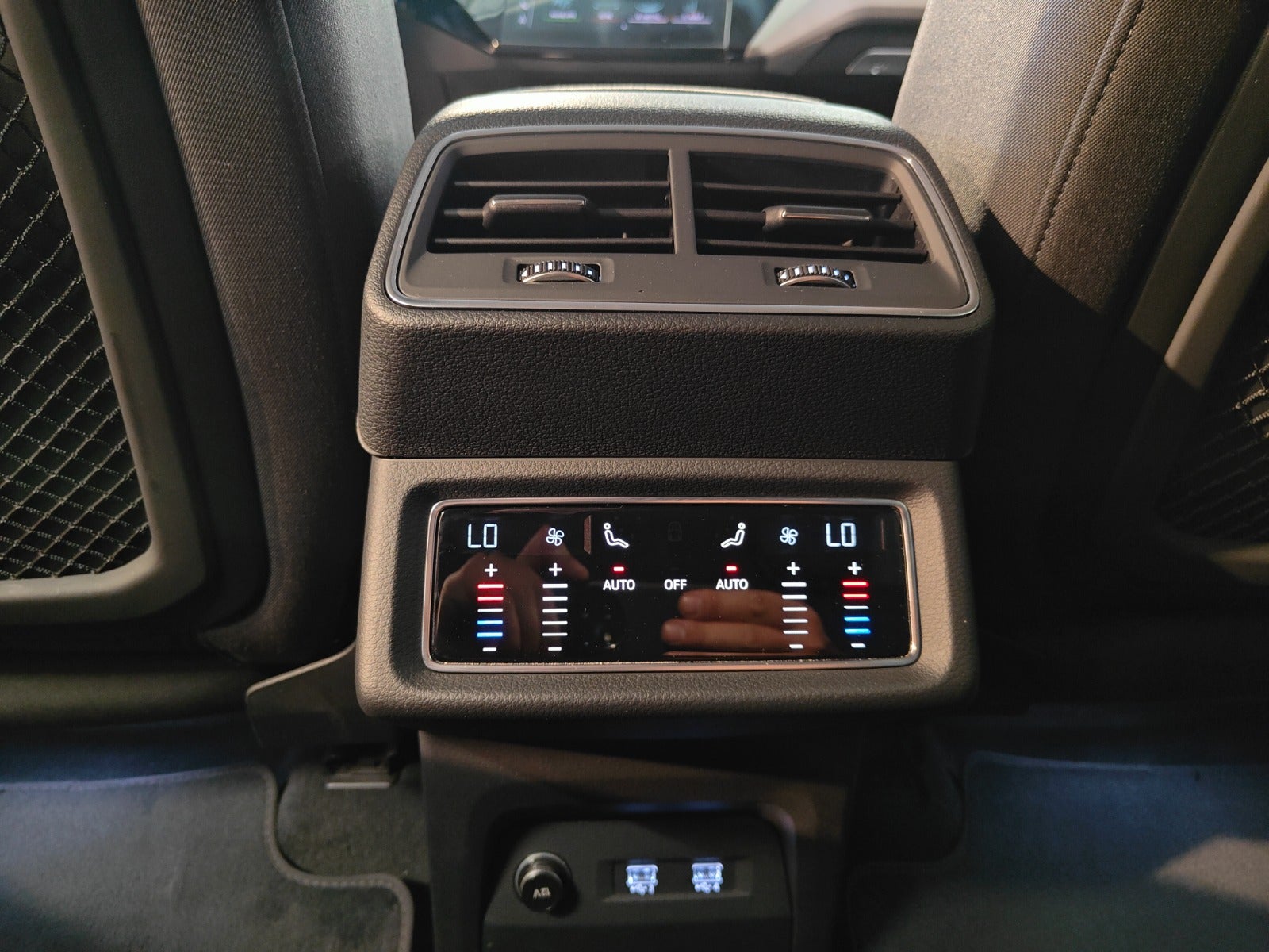 Audi e-tron 50 quattro, 313ps, 2020
