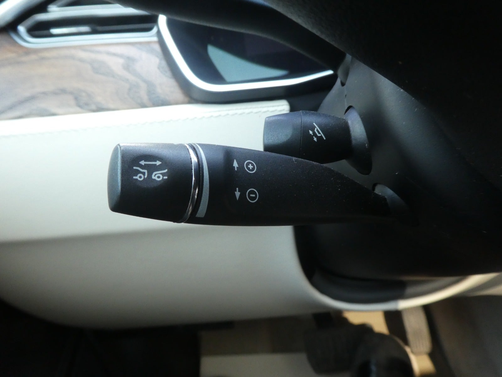Tesla Model S 75, 320hp, 2017