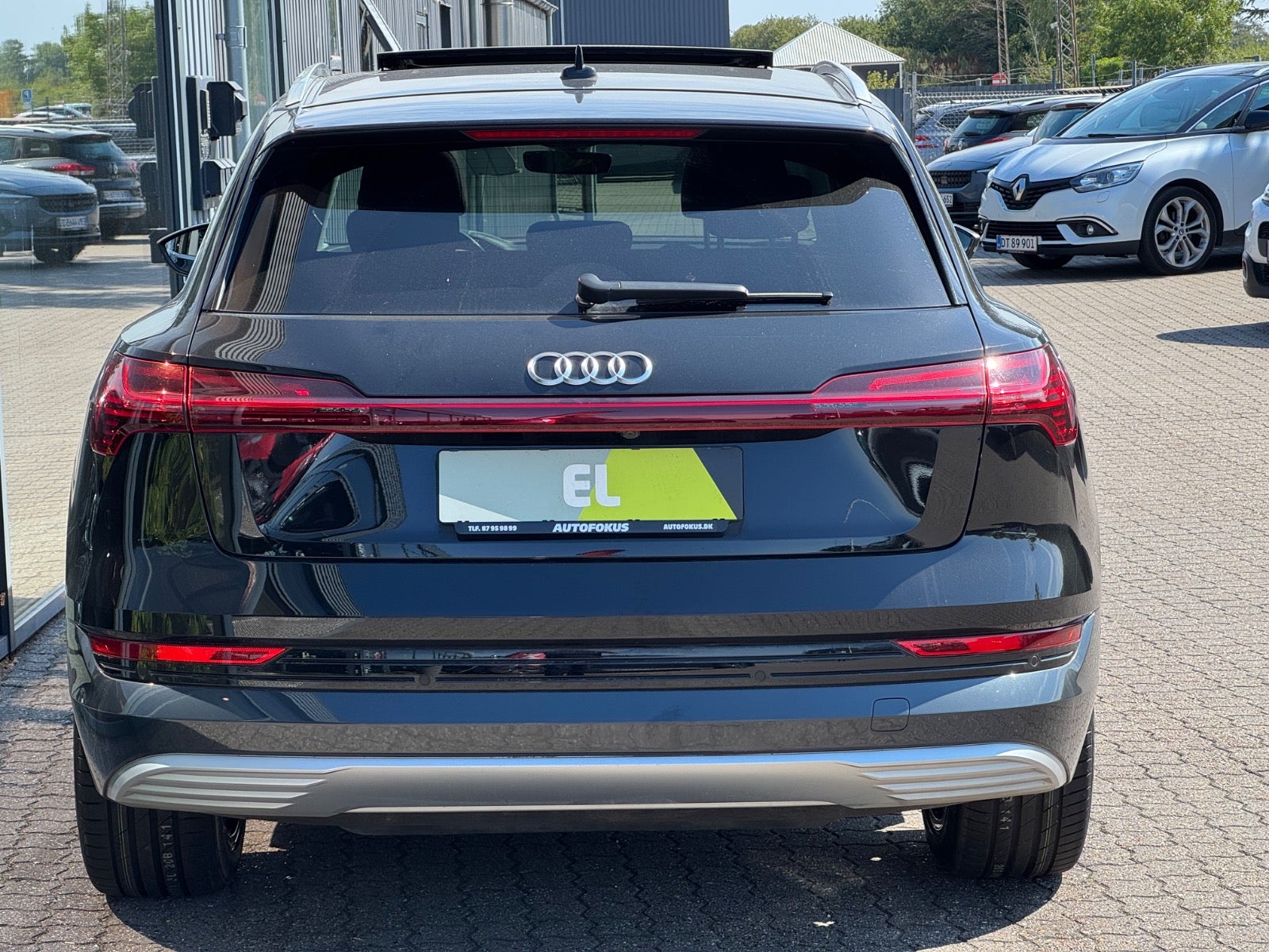 Audi e-tron 55 quattro, 408hk, 2022