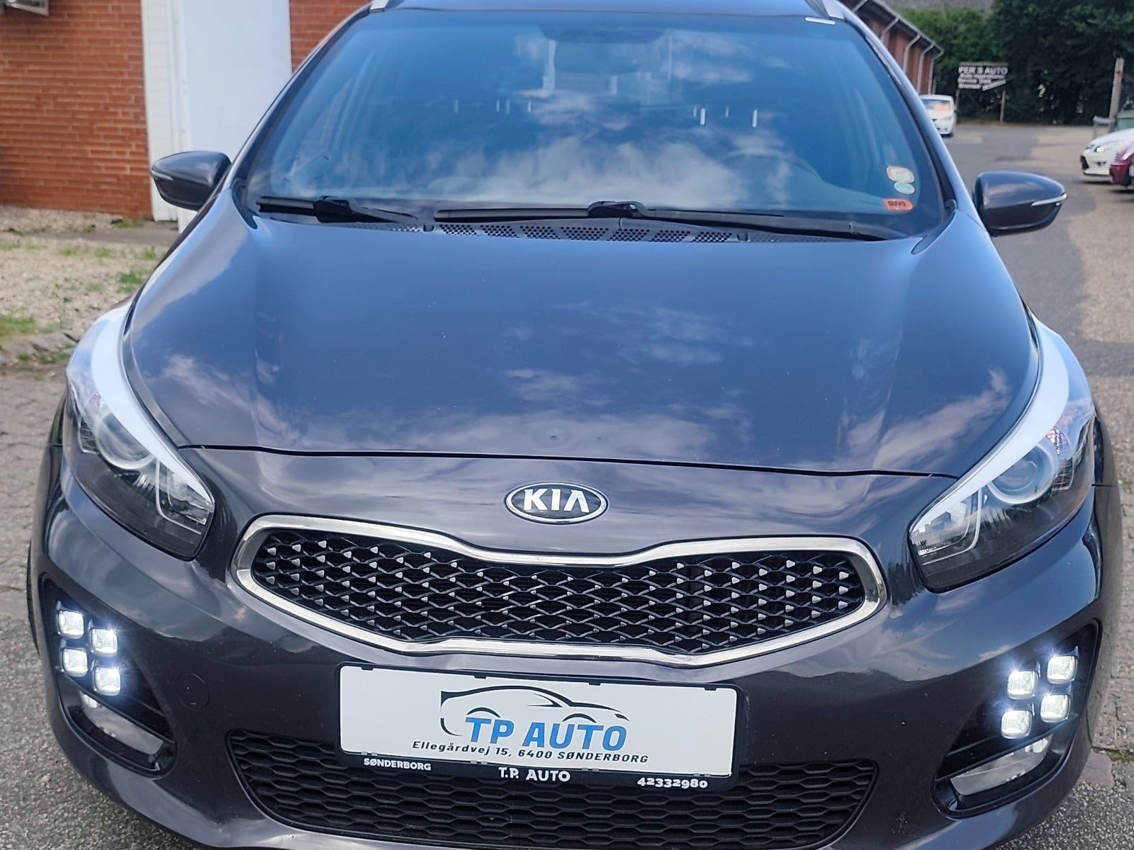 Kia Ceed 1,6 CRDi 136 Premium SW DCT