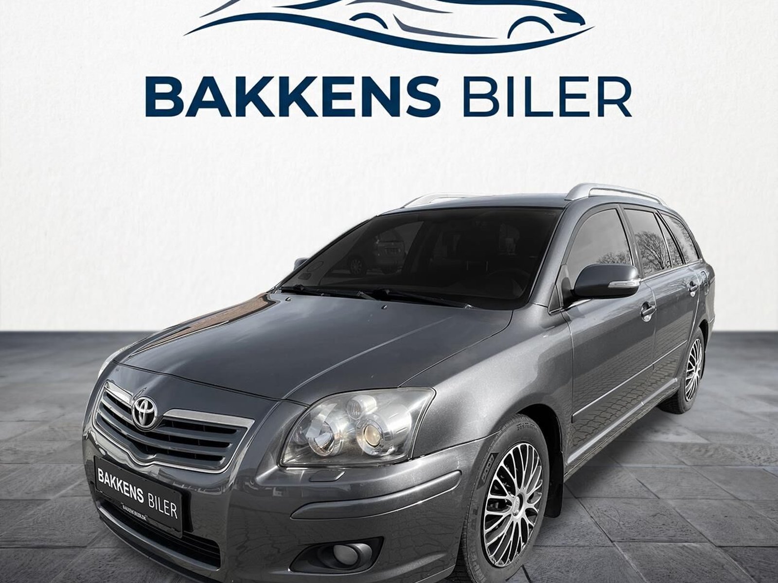 Toyota Avensis 1,8 Linea Terra 129HK 5d