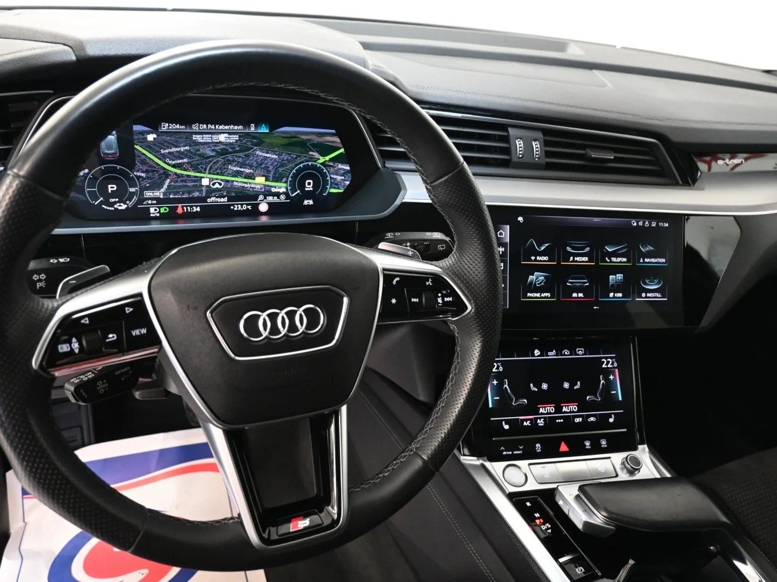 Audi e-tron 55 quattro, 408ps, 2019