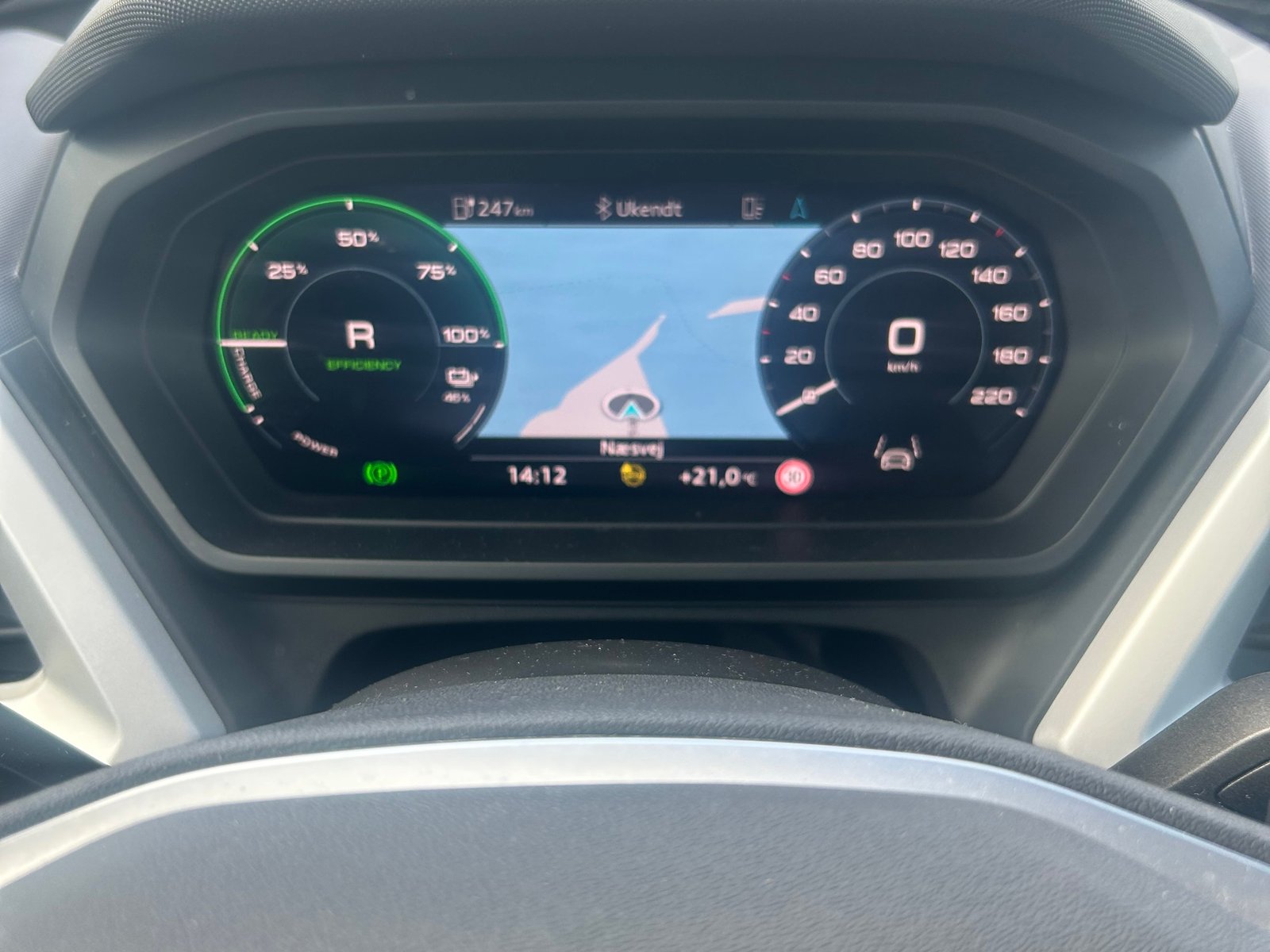 Audi Q4 40 e-tron, 204ps, 2024