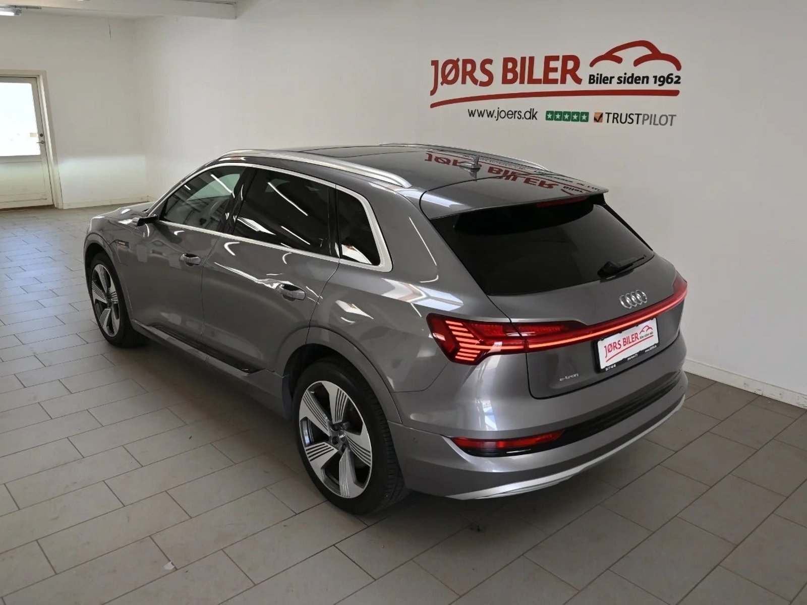 Audi e-tron 55 quattro, 408ps, 2019