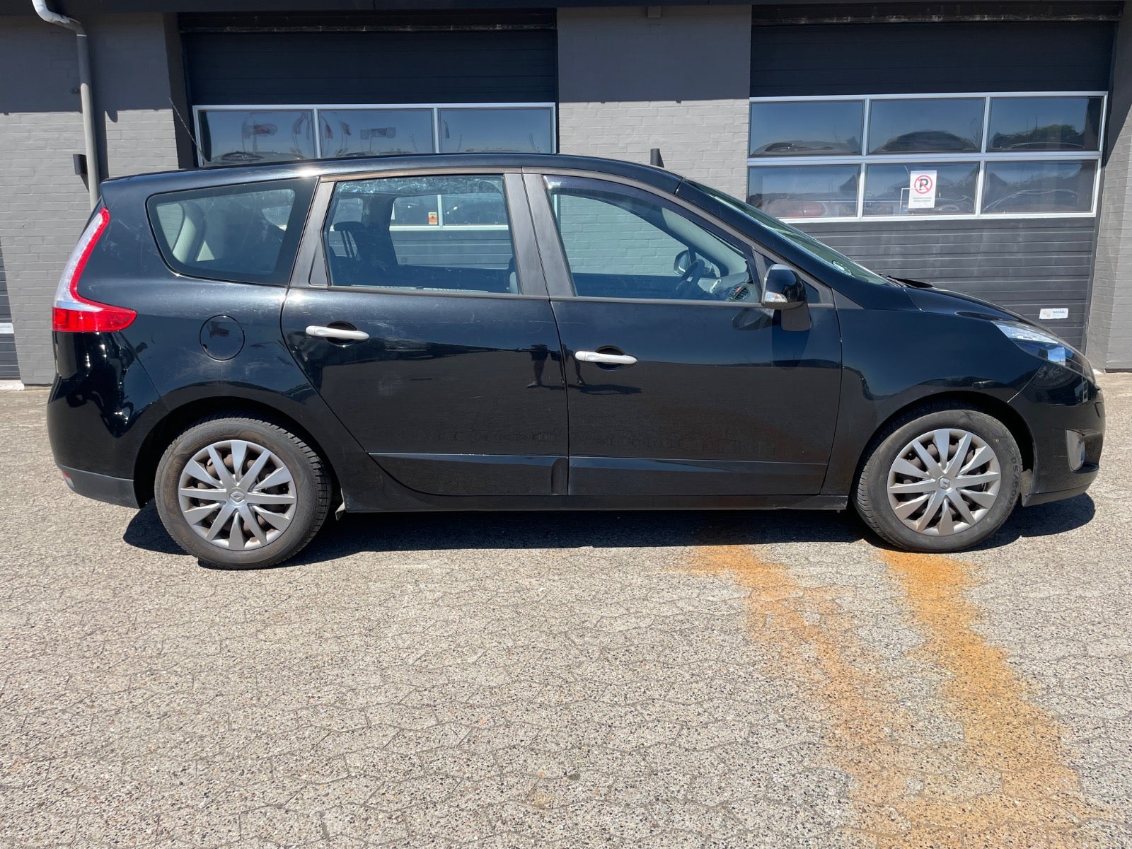 Renault Grand Scénic 1.6 dCi Manual, 6-trins, 130ps, 2011