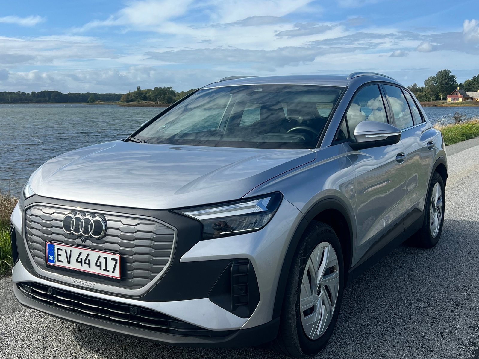 Audi Q4 45 e-tron, 286ps, 2025