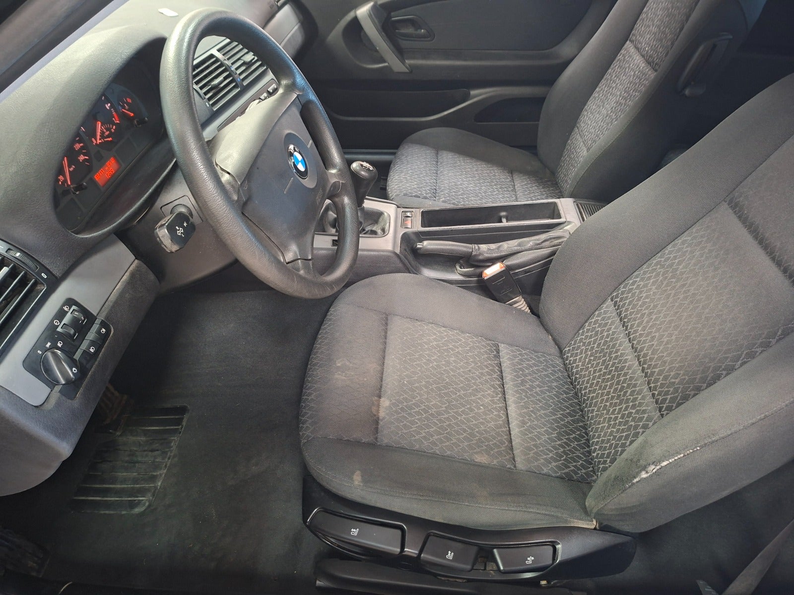 BMW 316ti Compact Manual, 5-trins, 116ps, 2004