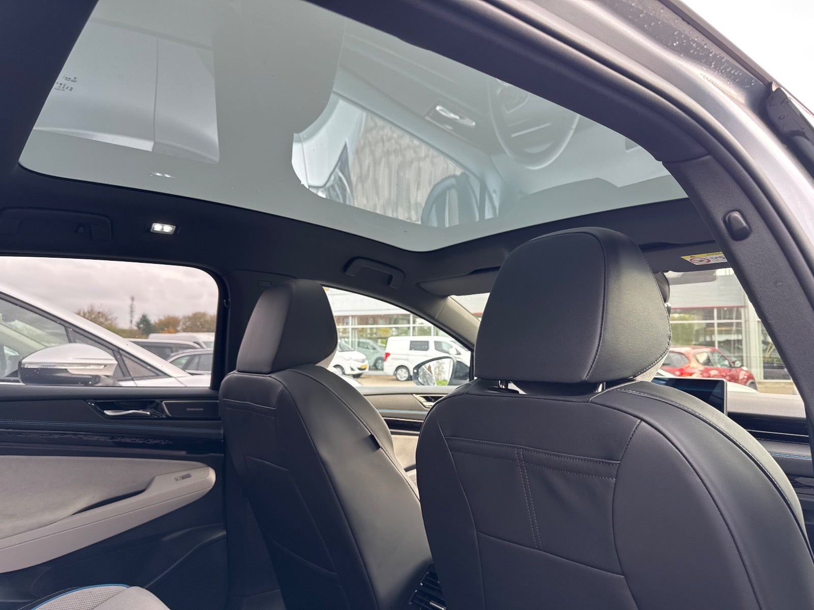 Volkswagen ID.7 Pro, 286hk, 2024