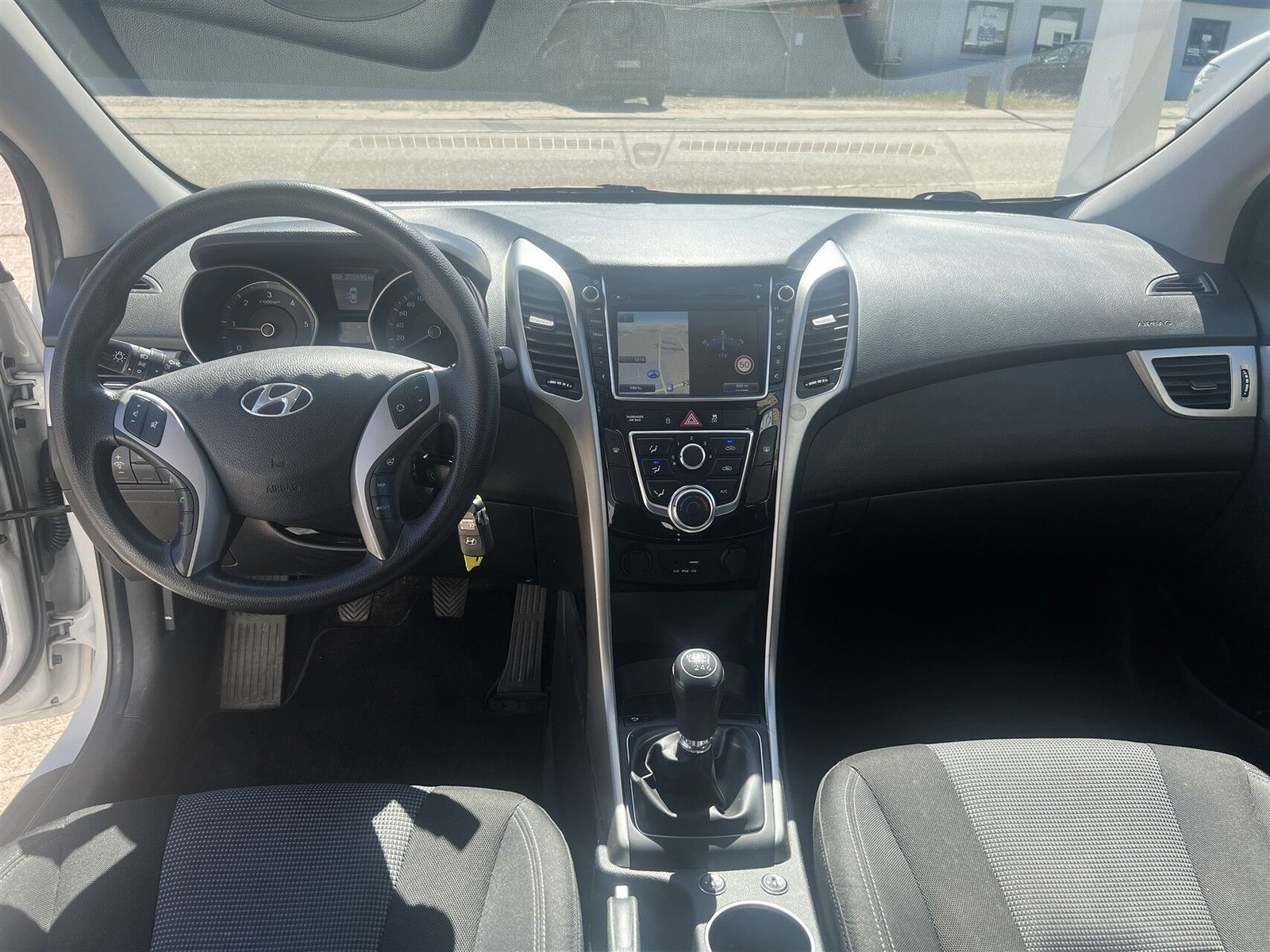 Hyundai i30 Kombi 1.6 CRDi Manual, 6-trins, 110ps, 2016