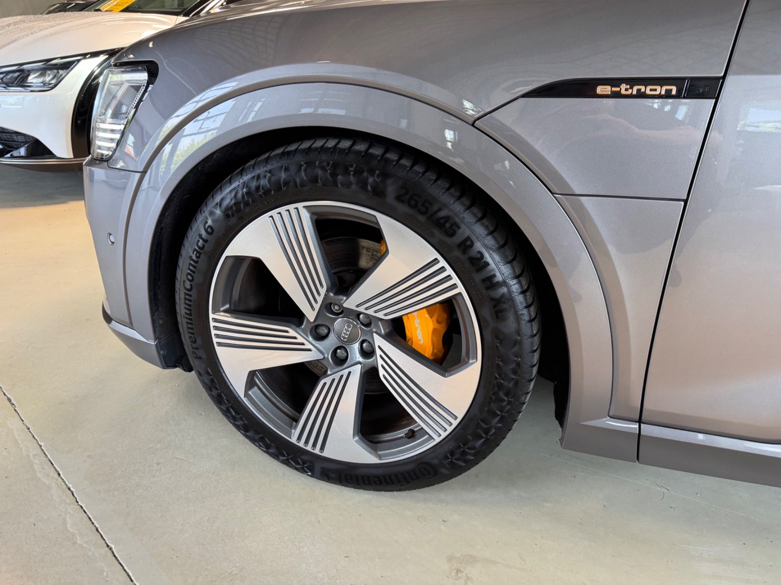 Audi e-tron 50 quattro, 313ps, 2020