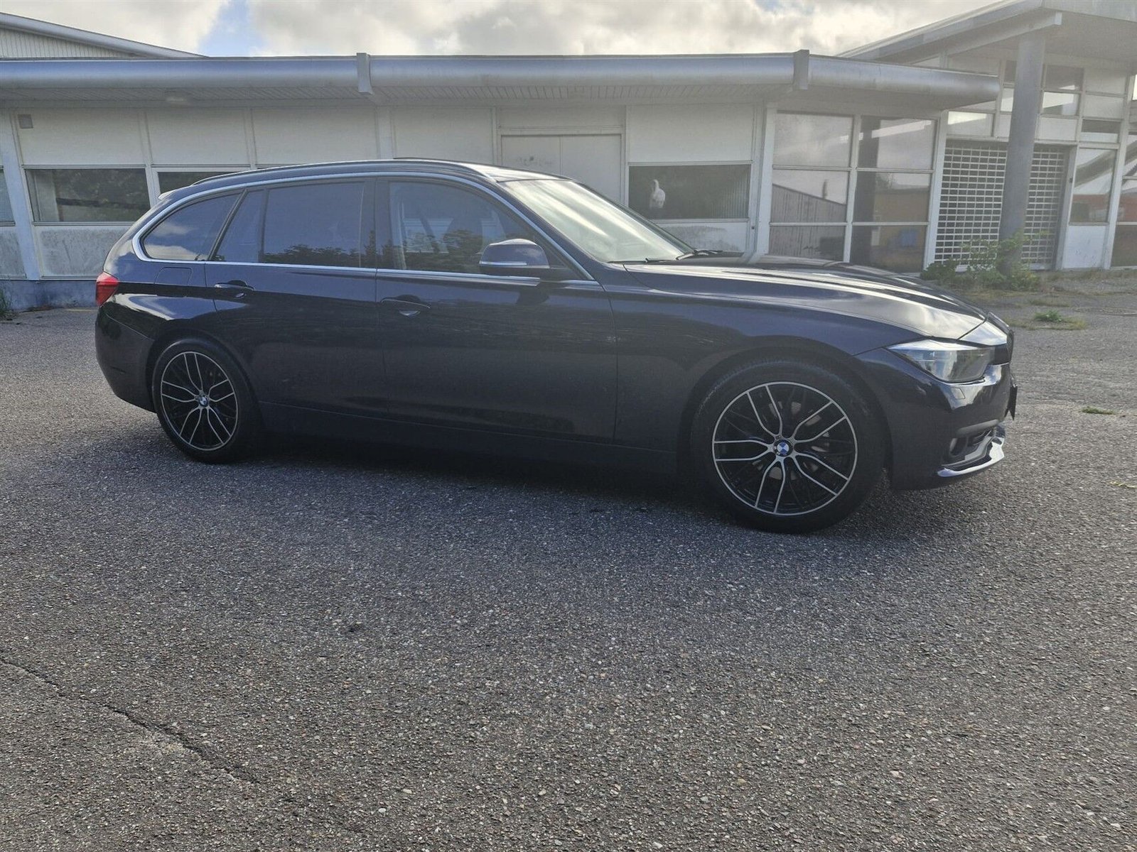 BMW 320d Touring Steptronic, 8-trins, 190ps, 2017