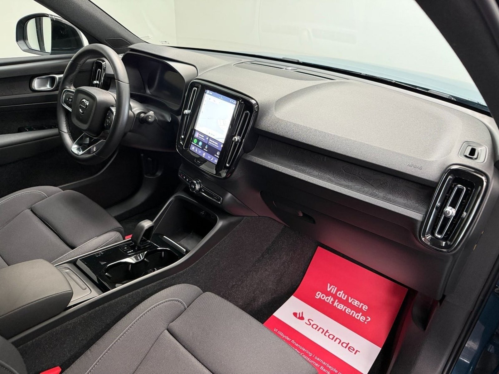 Volvo XC40 Recharge, 231ps, 2023