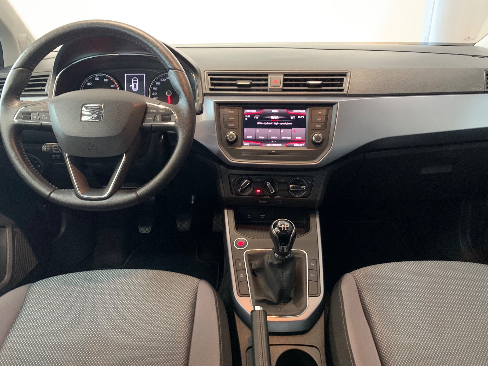 SEAT Arona 1.0 TSI Manual, 5-trins, 95ps, 2019