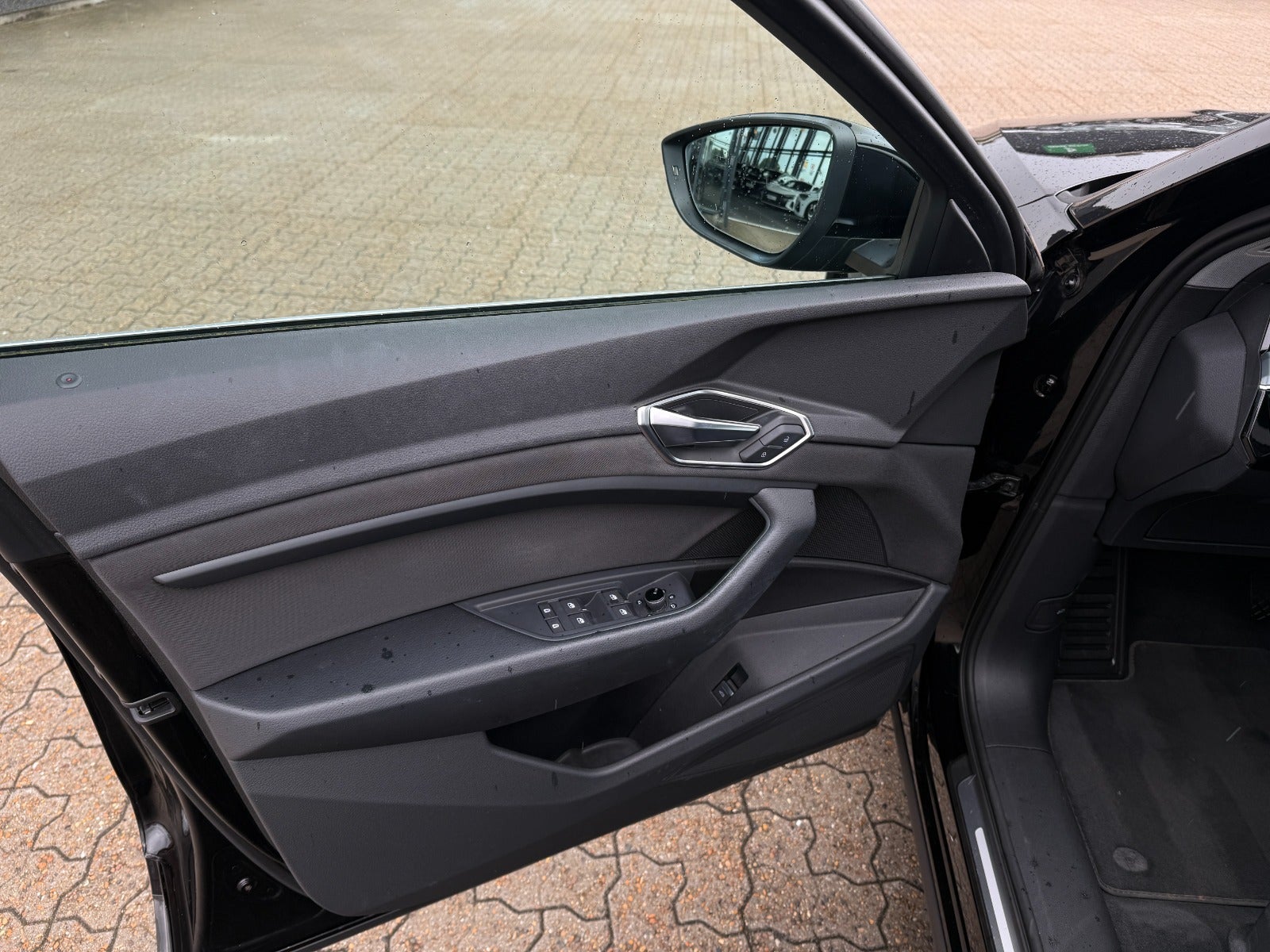 Audi e-tron 50 quattro, 313ps, 2023