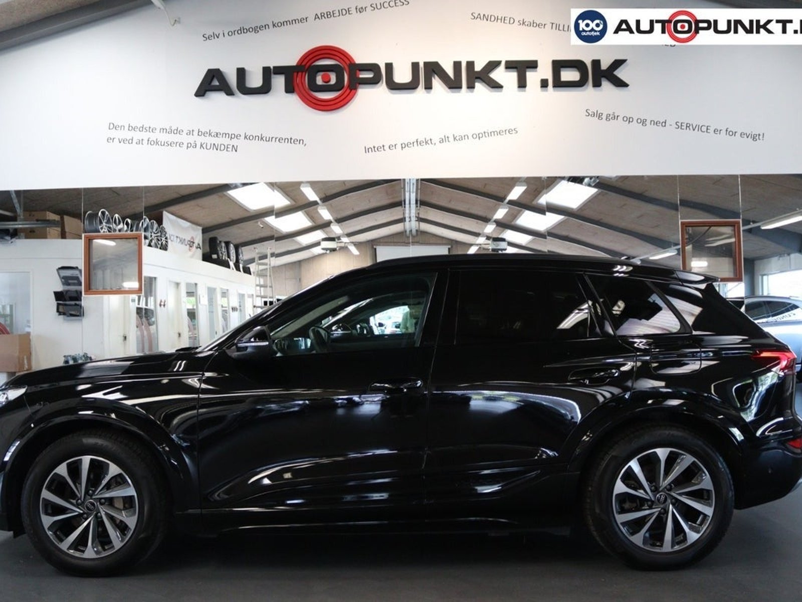 Audi Q6 e-tron performance, 306ps, 2025