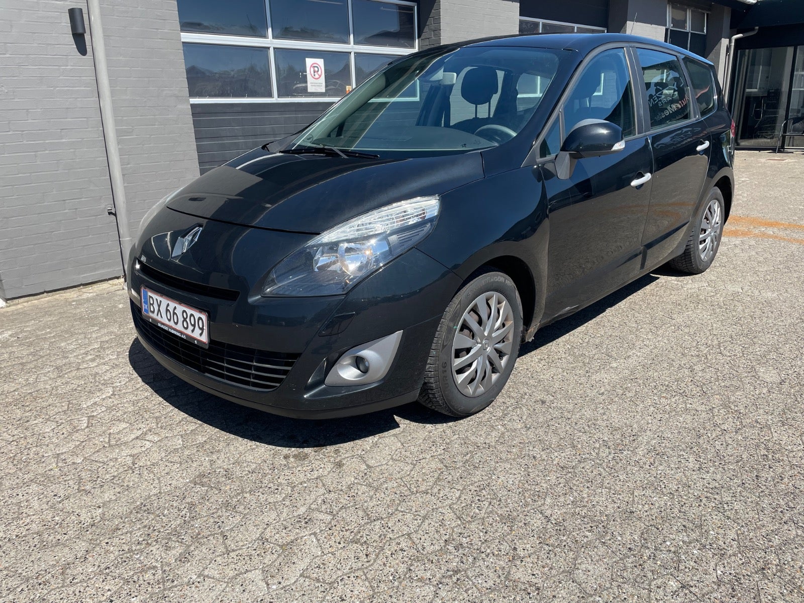Renault Grand Scénic 1.6 dCi Manual, 6-trins, 130ps, 2011