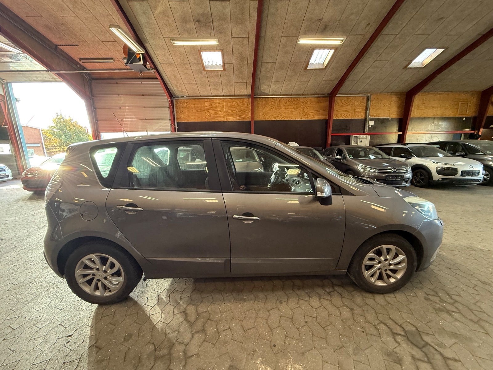 Renault Scénic 1.5 dCi Manual, 110hp, 2012