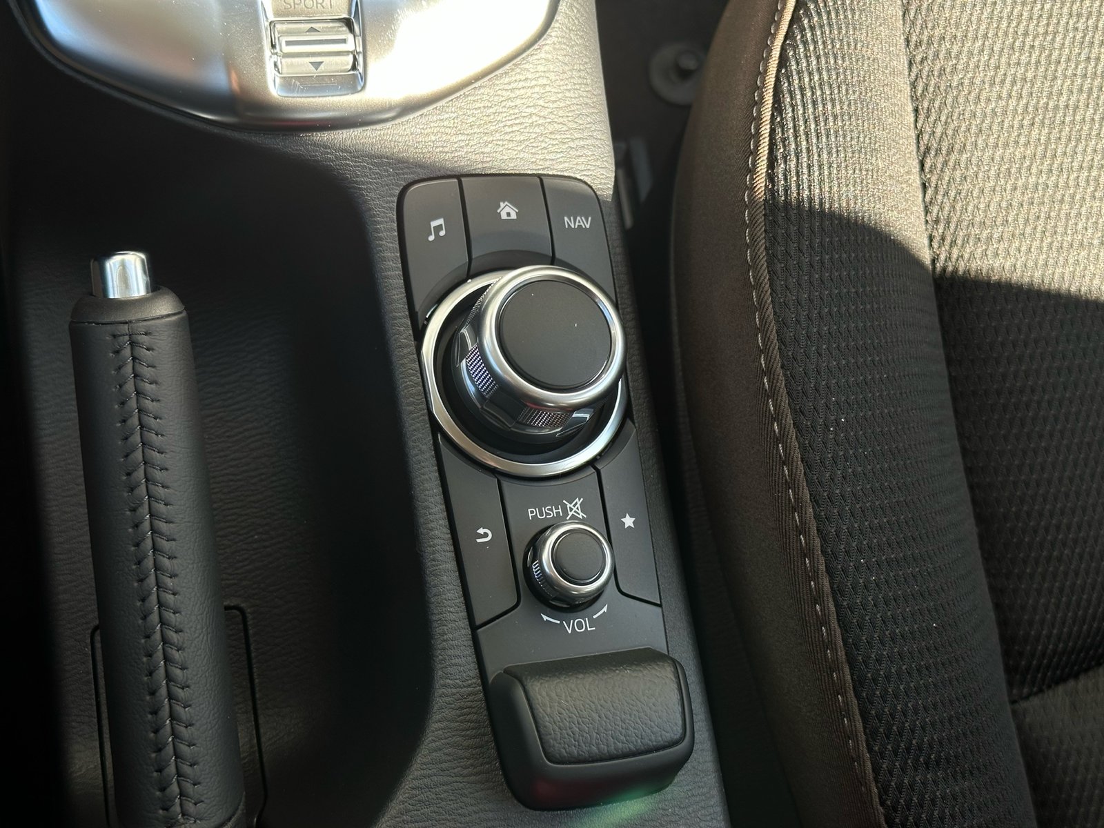Mazda 2 1.5  SKYACTIV-G Automatisk, 90hk, 2022