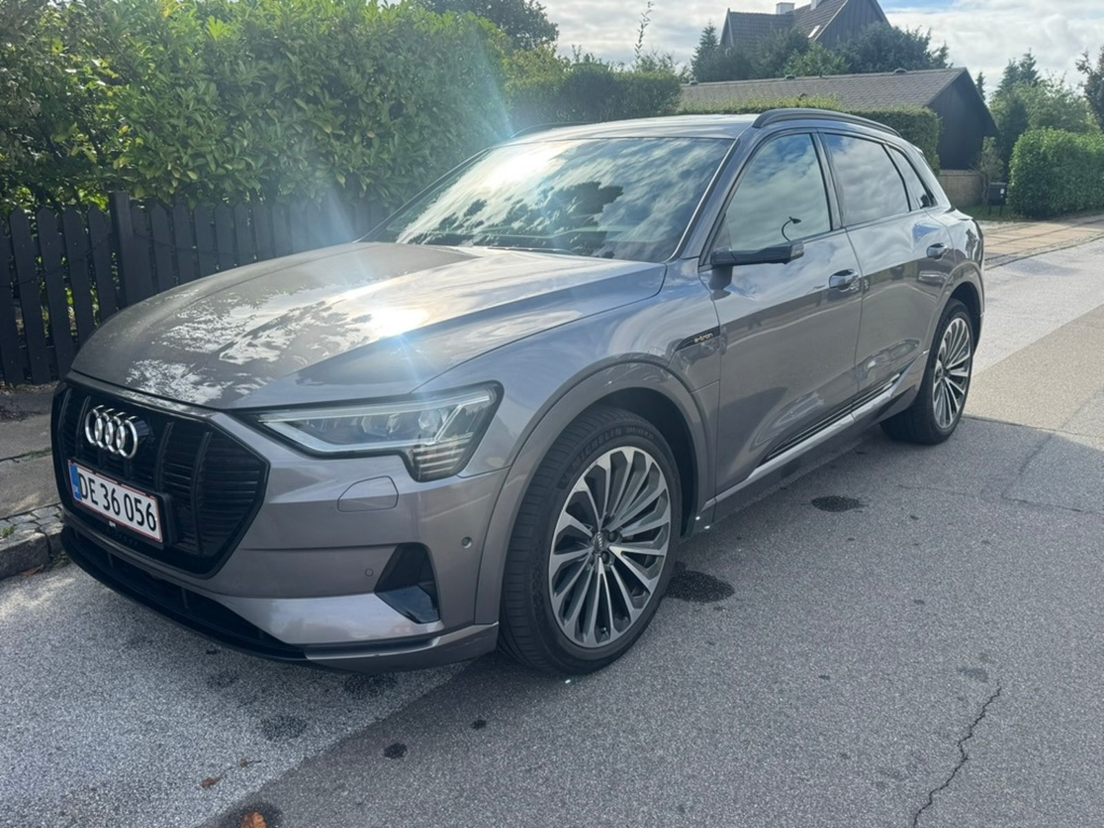 Audi e-tron 55 quattro, 408ps, 2019
