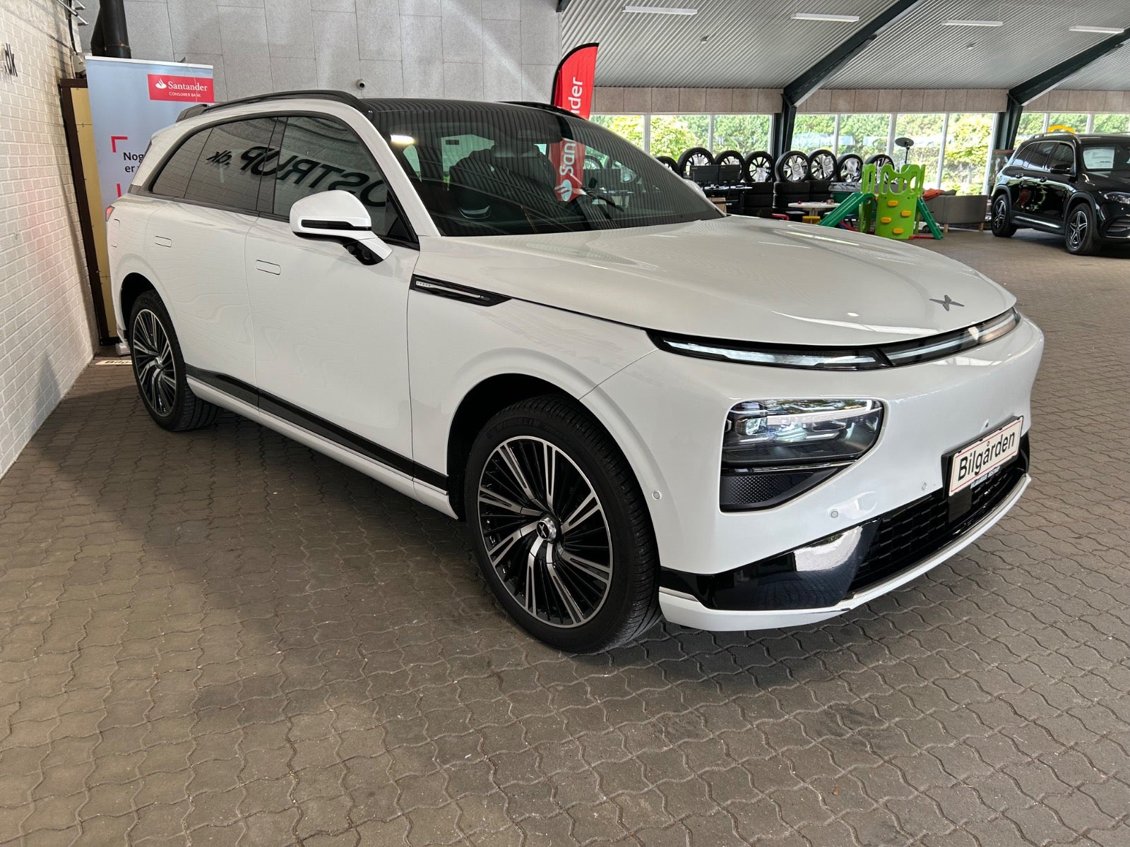 XPENG G9 Standard Range, 351ps, 2026