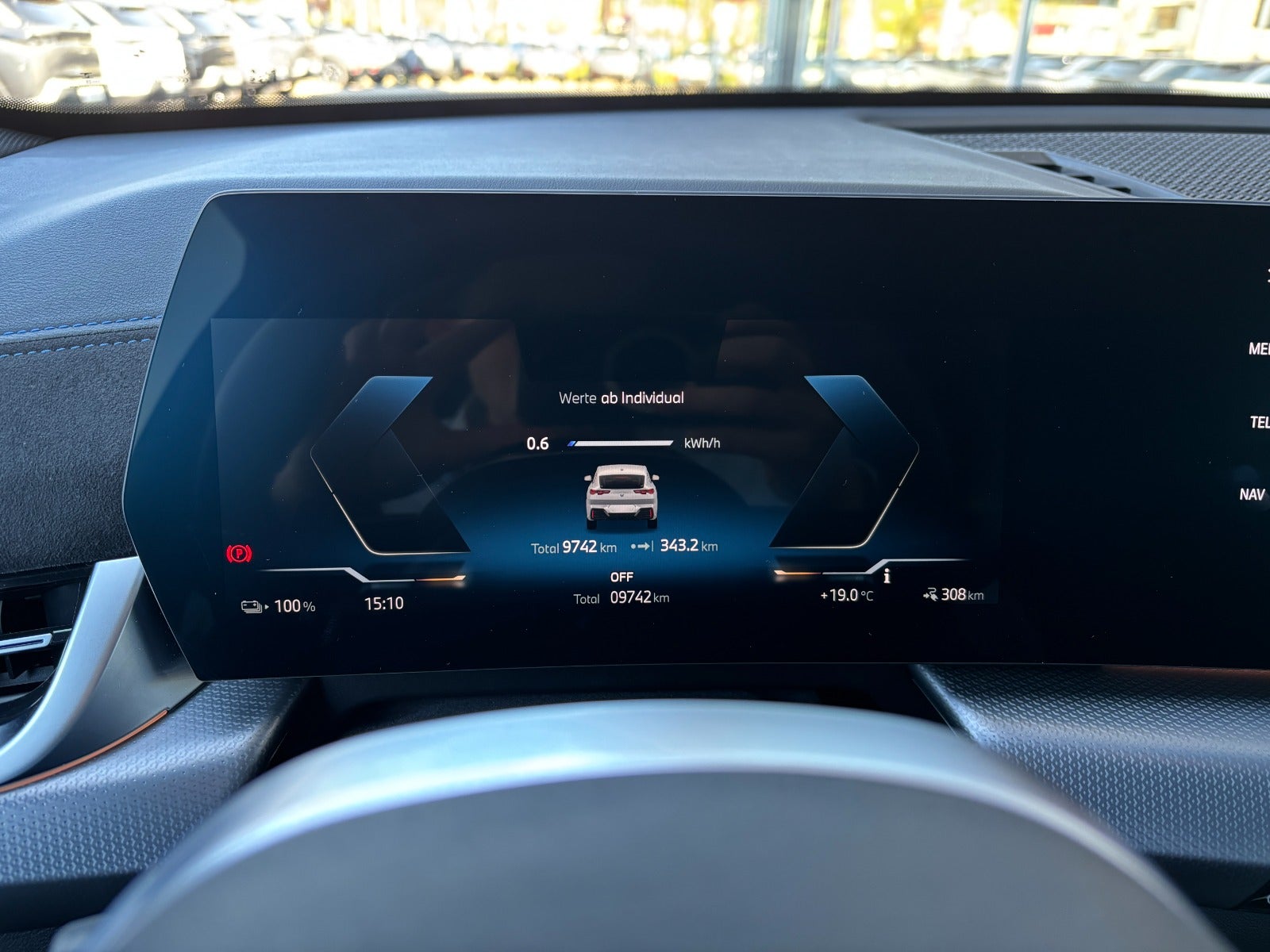 BMW iX2 eDrive20, 204ps, 2026
