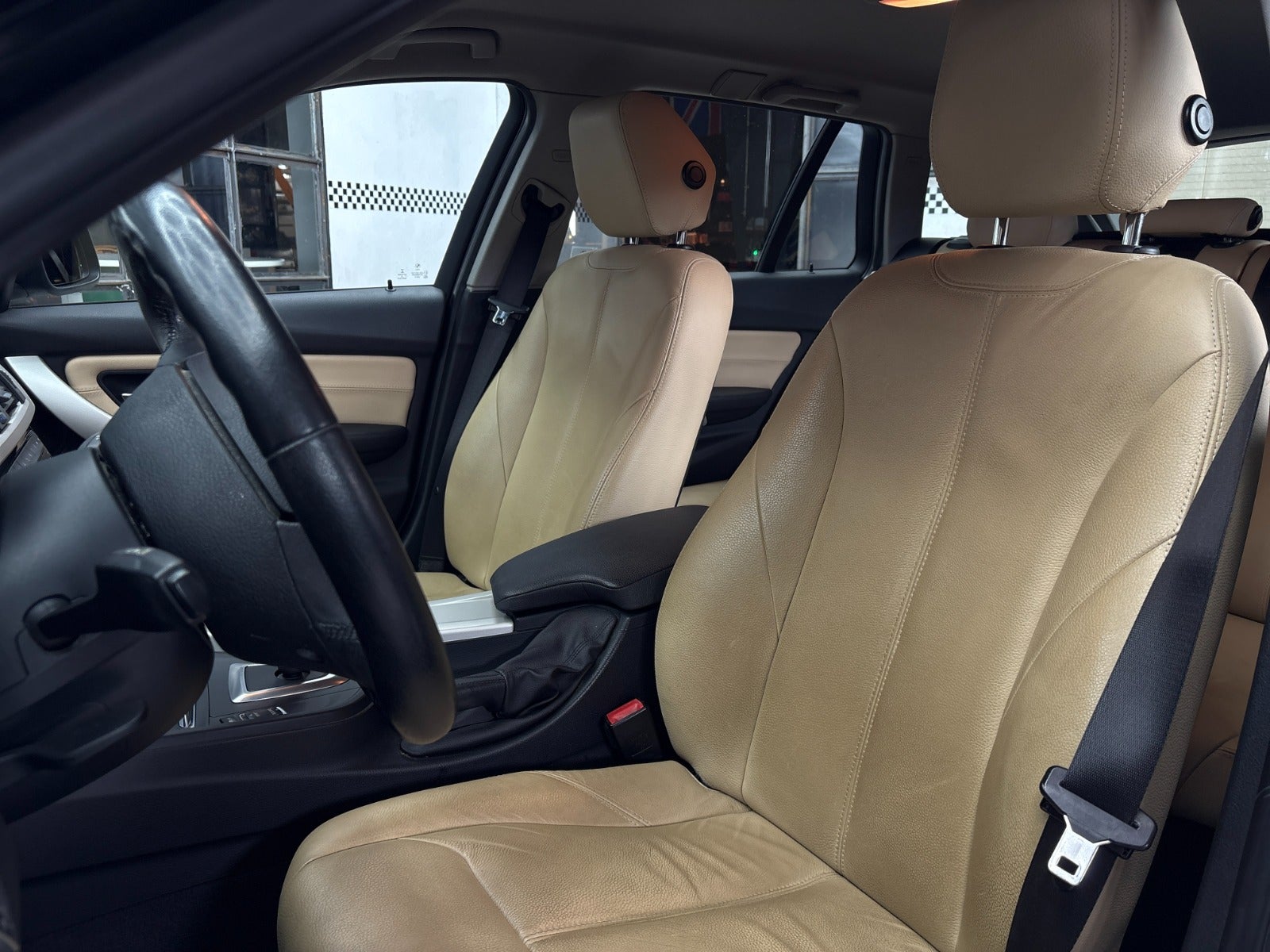 BMW 320d Touring Steptronic, 8-trins, 190ps, 2016