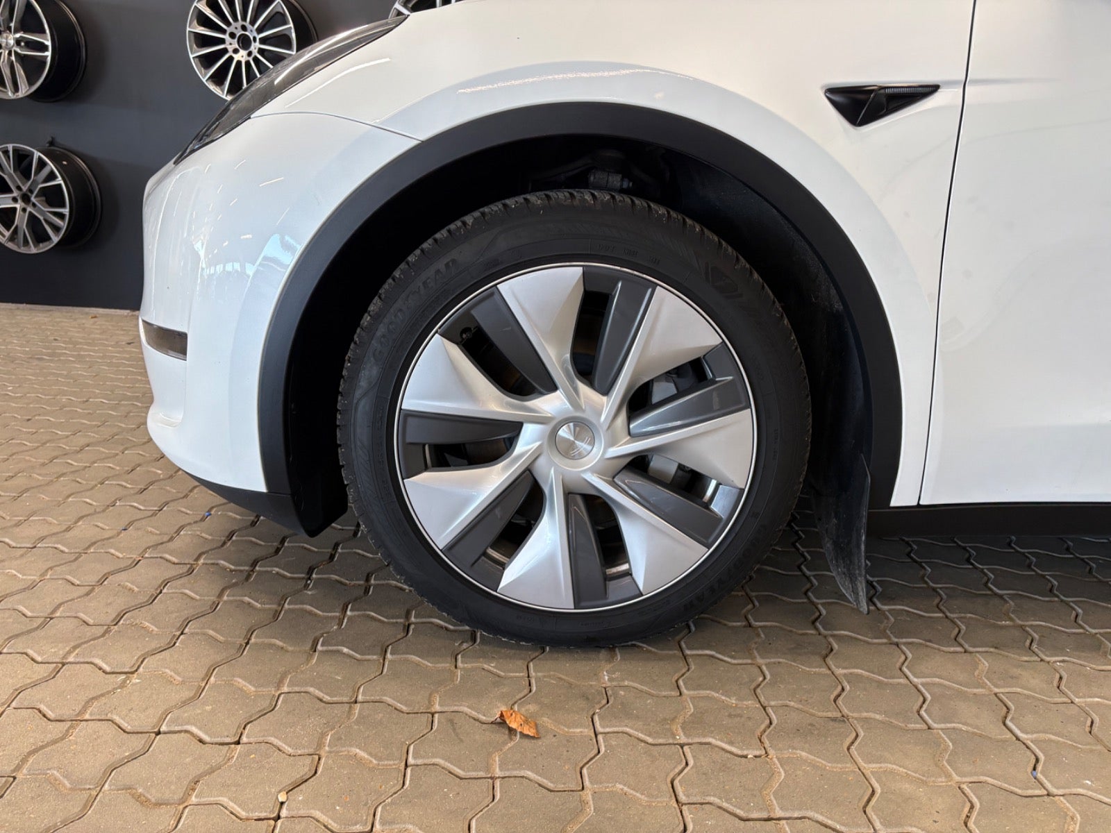 Tesla Model Y Long Range AWD, 514hp, 2023