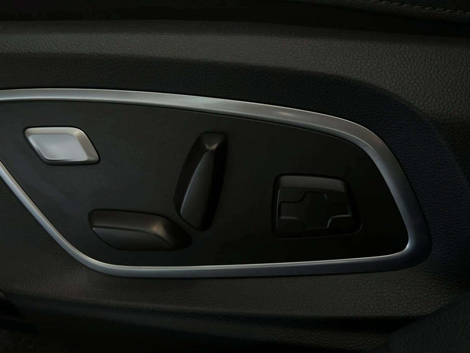 Renault Scenic E-Tech High Range 87 kWh, 218hp, 2025
