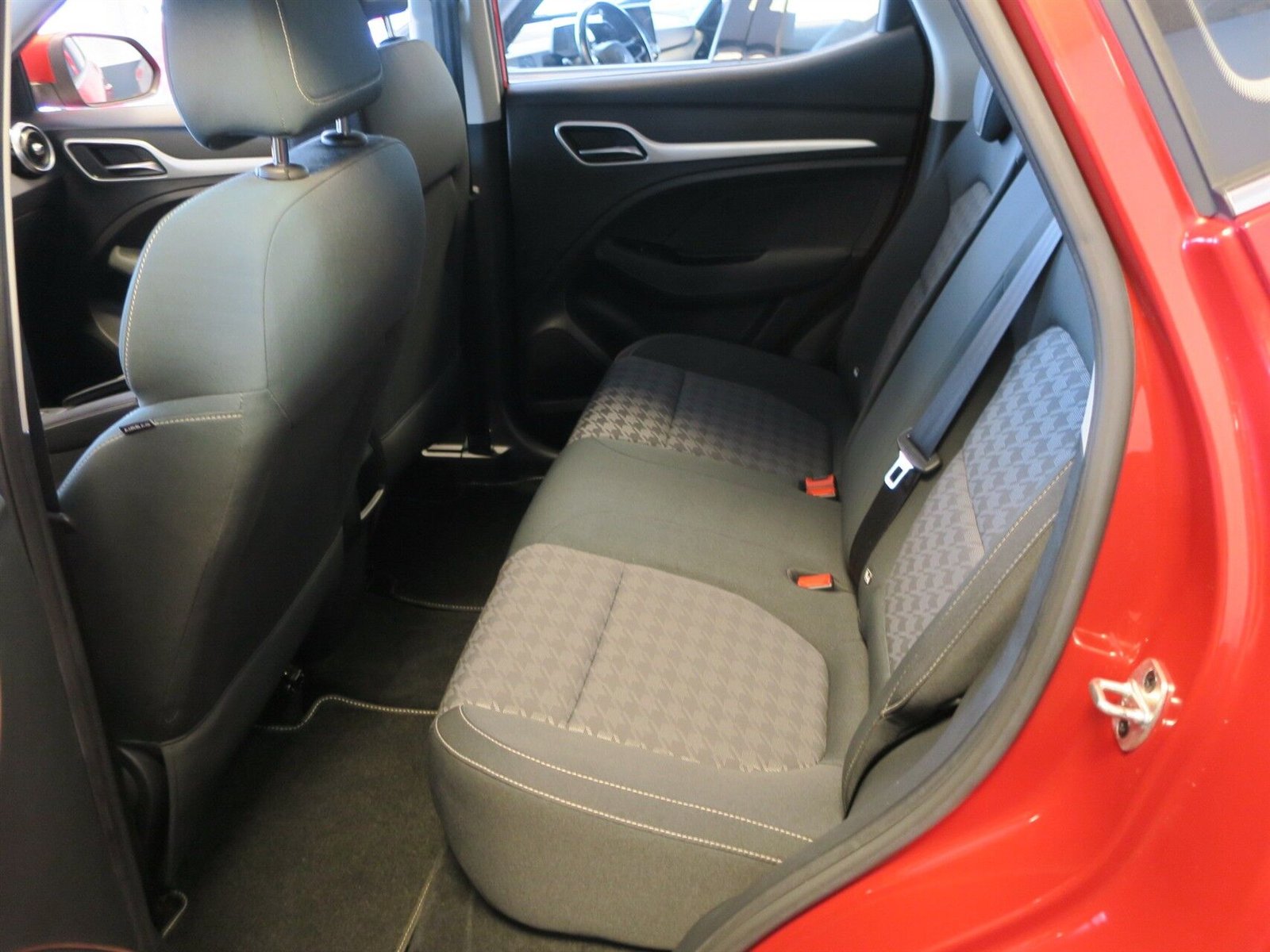MG ZS EV, 143ps, 2020