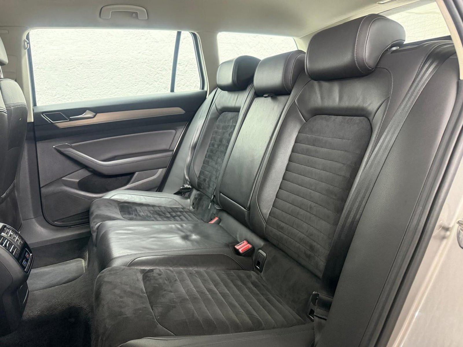 Volkswagen Passat Variant 2.0 TDI DPF BMT DSG Sequential, 150hp, 2016