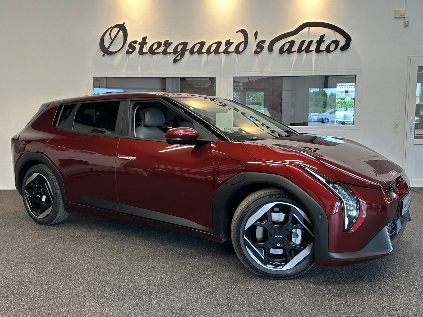 Kia EV4 81 Long Range Earth