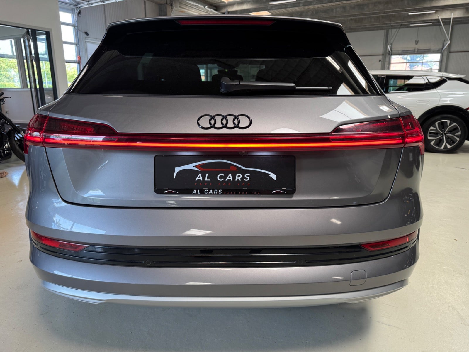 Audi e-tron 50 quattro, 313ps, 2020
