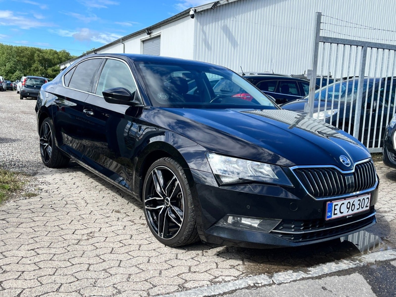 Škoda Superb 1.6 TDI DSG Sequential, 7-trins, 120ps, 2017