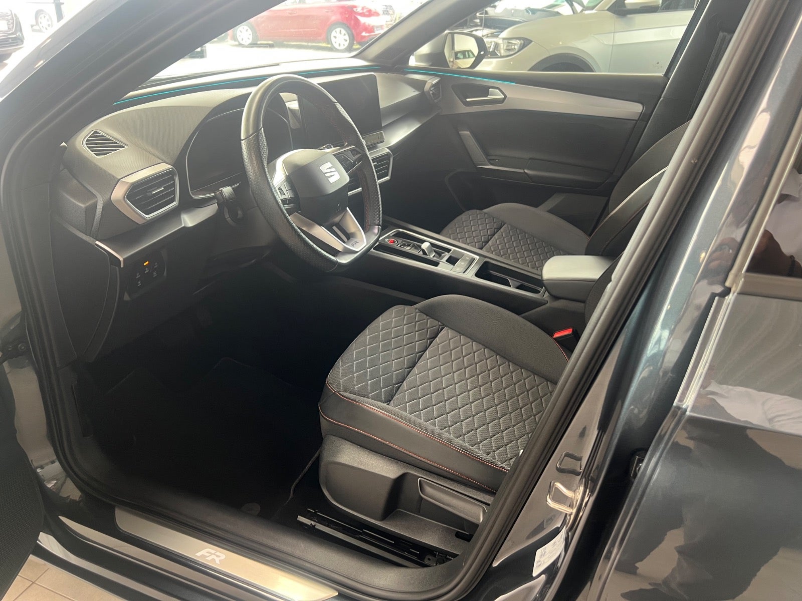 SEAT Leon e-Hybrid DSG Sequential, 6-trins, 204ps, 2021