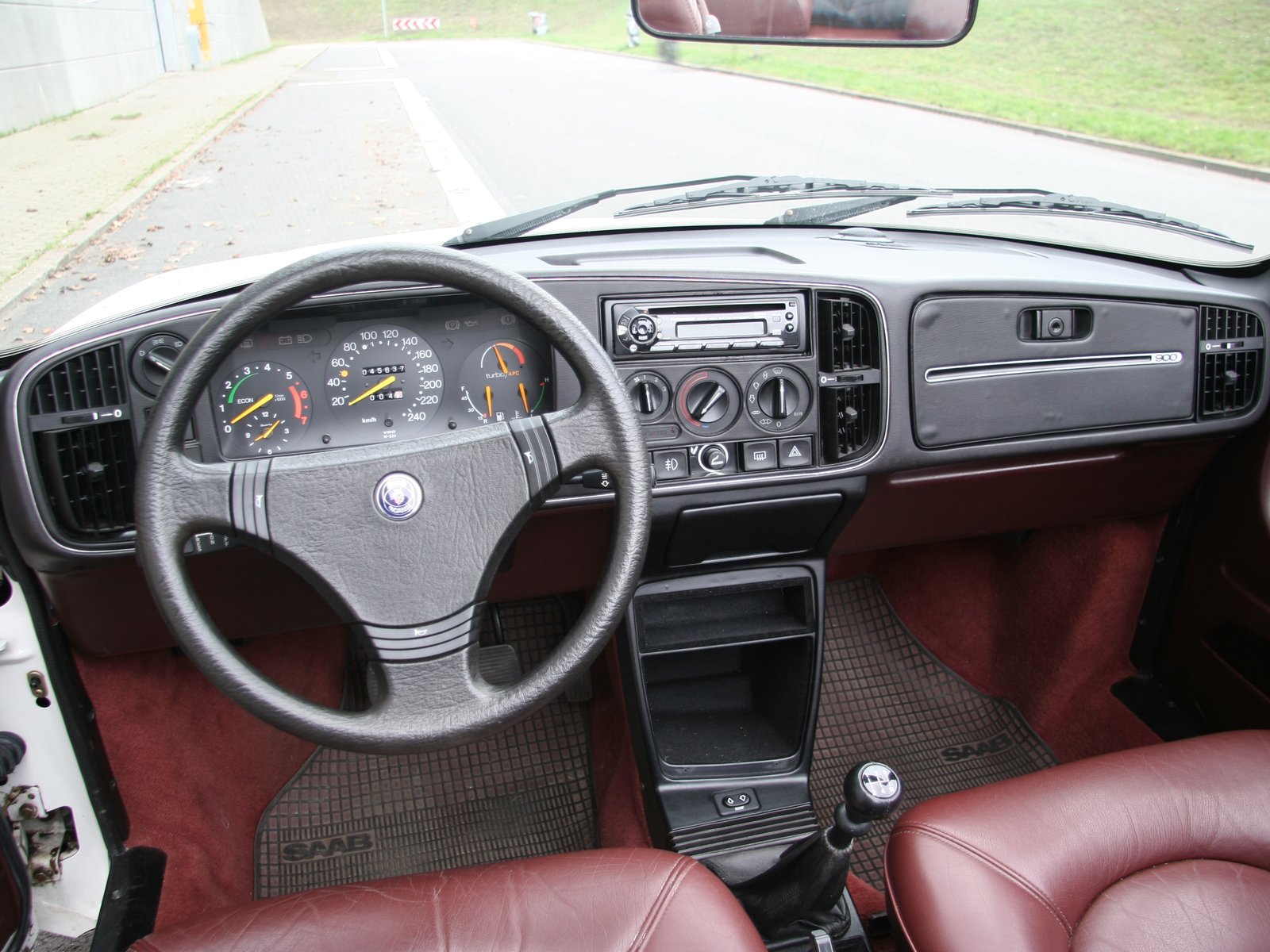 Saab 900 Convertible 2.0 Turbo Manuell, 5-trinn, 175hk, 1987