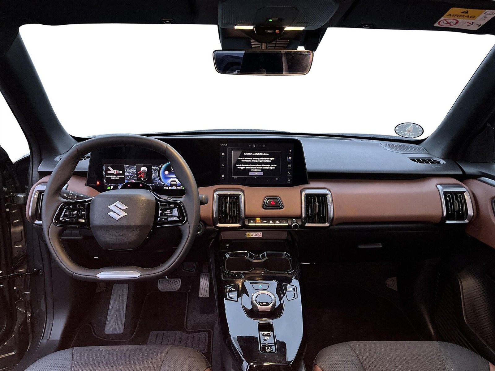 Suzuki e Vitara 61 kWh, 174ps, 2025