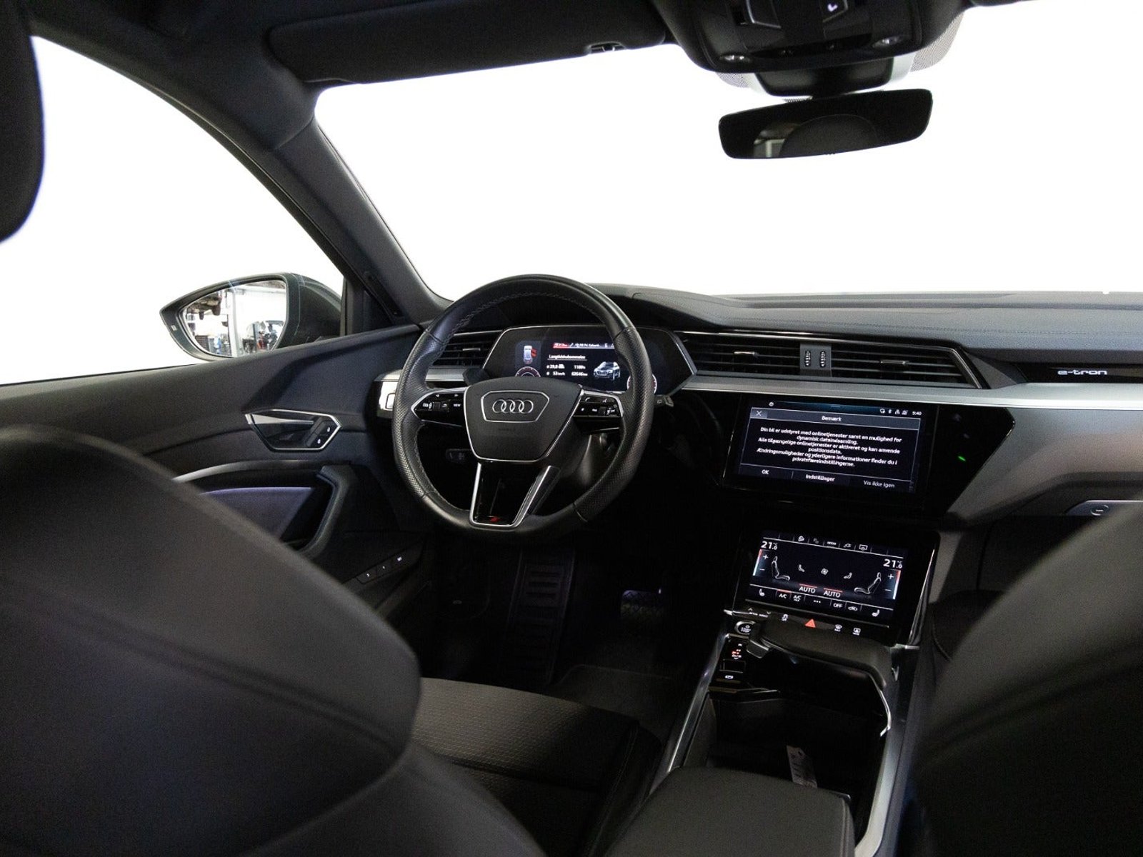 Audi e-tron 55 quattro, 408hk, 2022