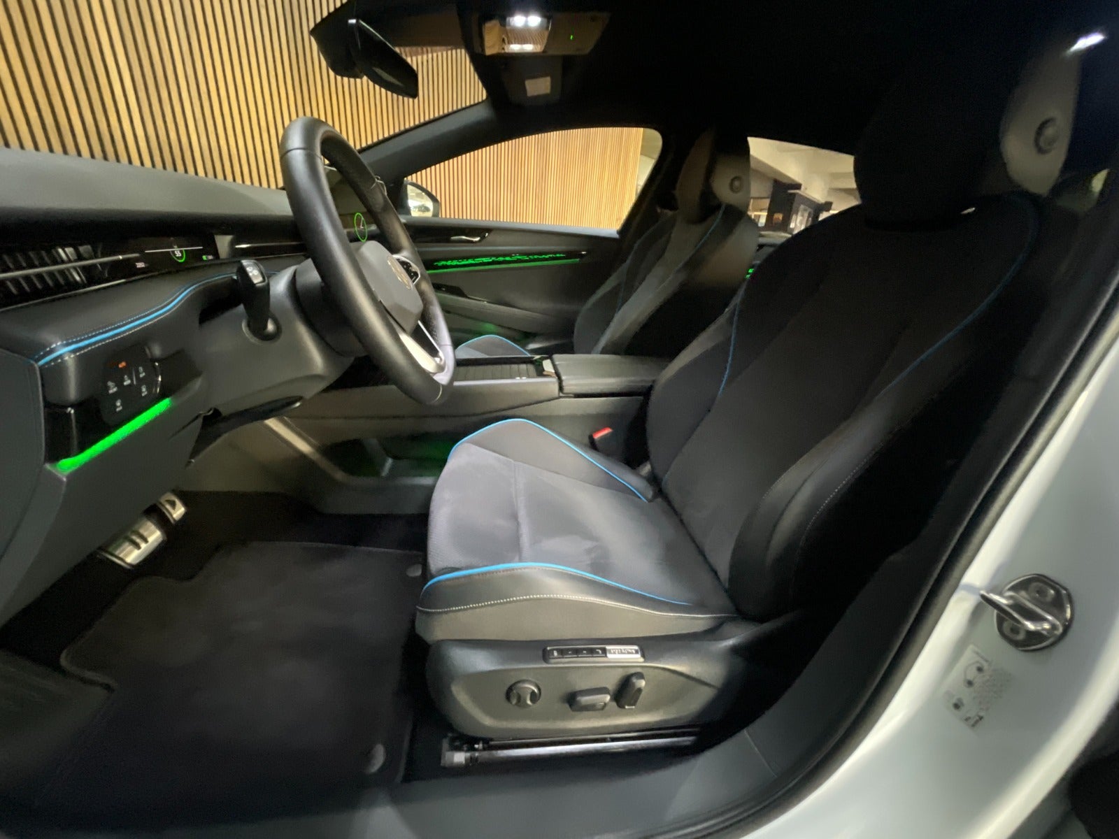 Volkswagen ID.7 Pro, 286ps, 2024