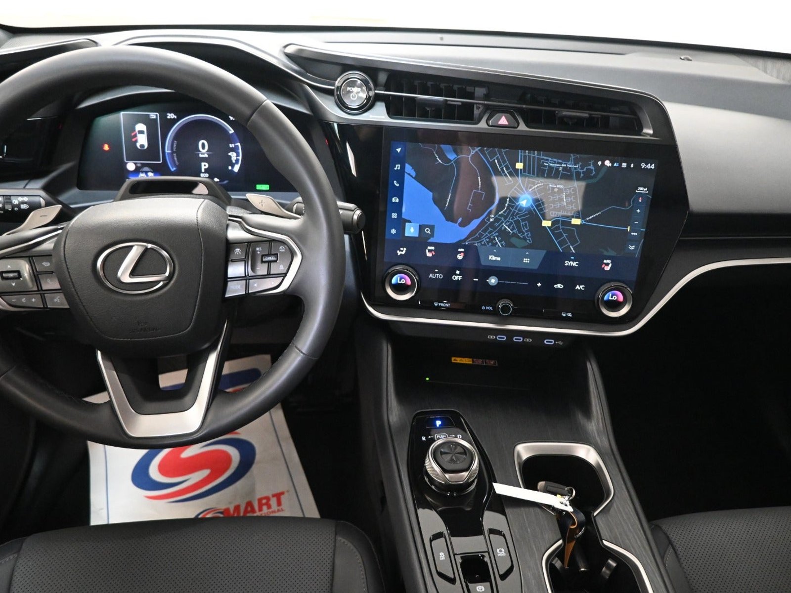 Lexus RZ 300e, 204hp, 2025