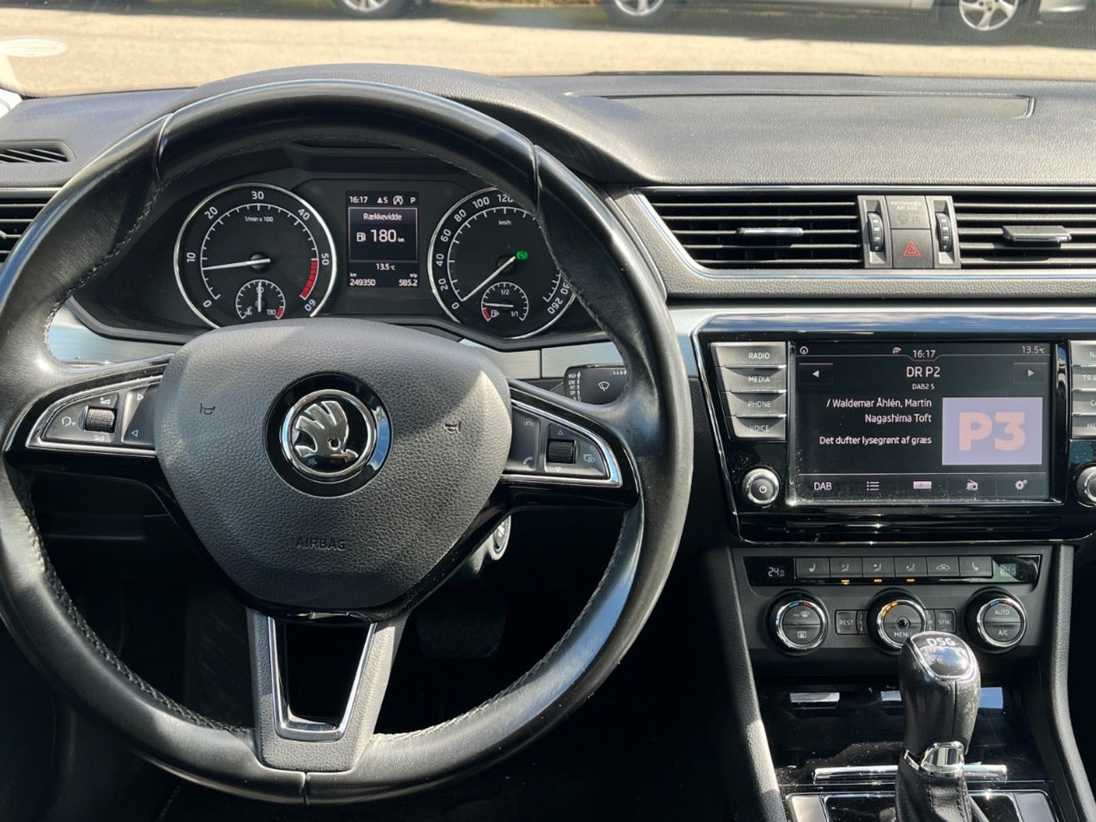 Škoda Superb 1.6 TDI DSG Sequential, 7-trins, 120ps, 2017