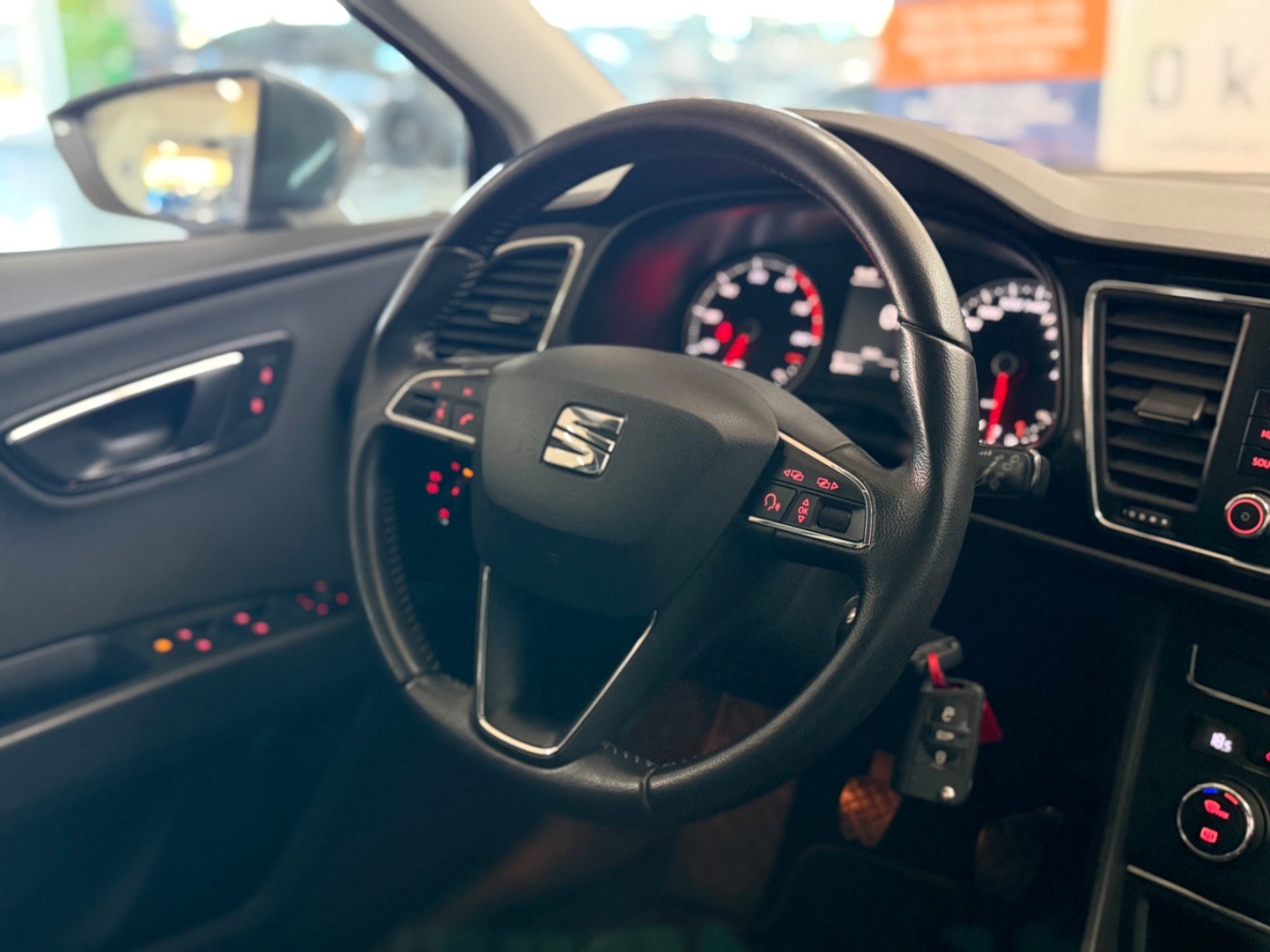 SEAT Leon ST 1.2 TSI Manuell, 110hk, 2015
