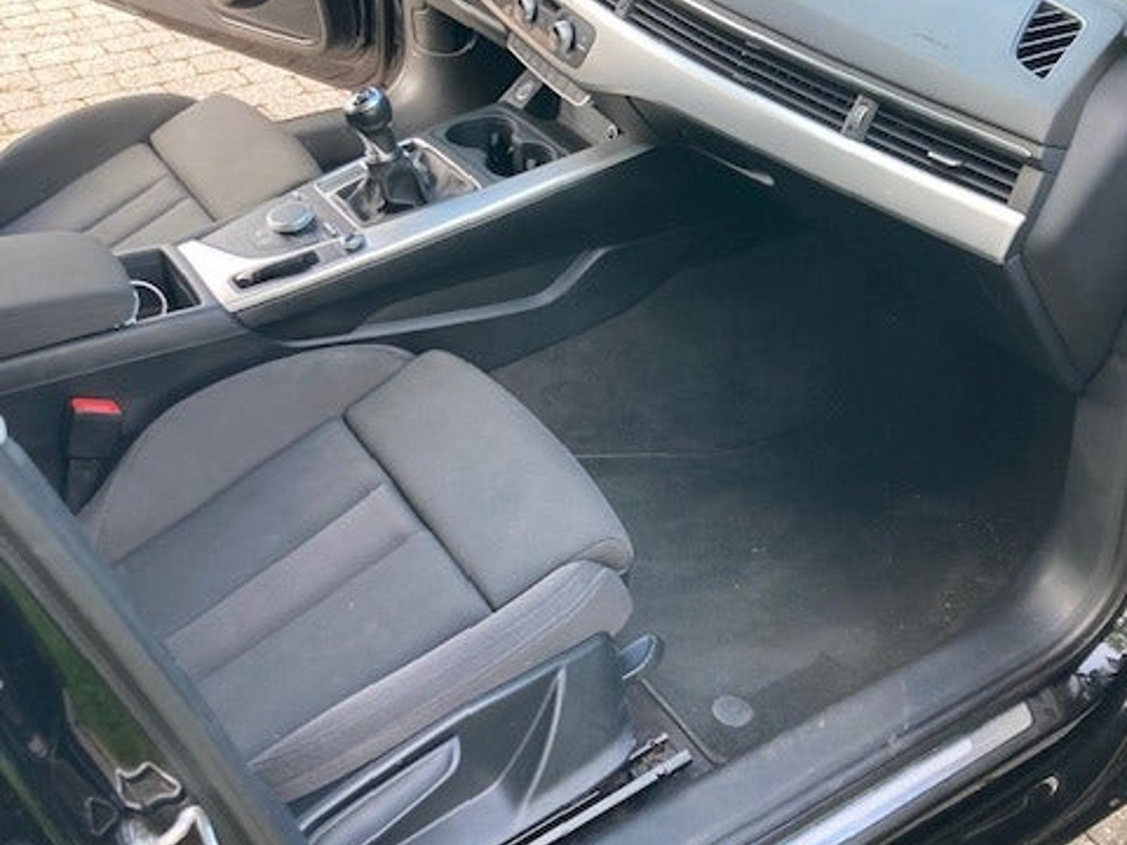 Audi A4 Avant 2.0 TFSI MHEV Manual, 6-trins, 190ps, 2018